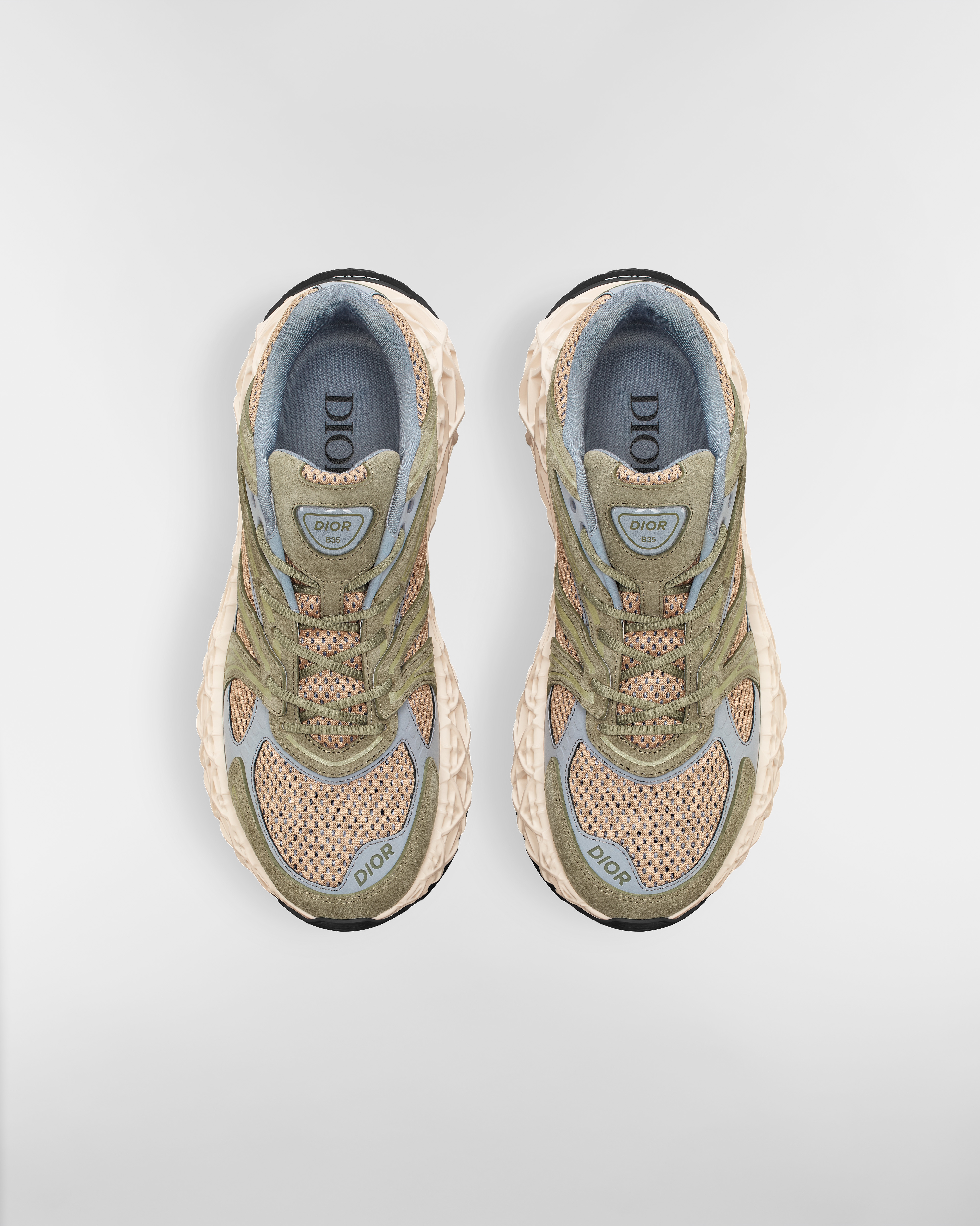 B35 NXXT Sneaker Veloursleder in Grün, Funktionsstoff in Grau und Funktionsmesh in Braun E06