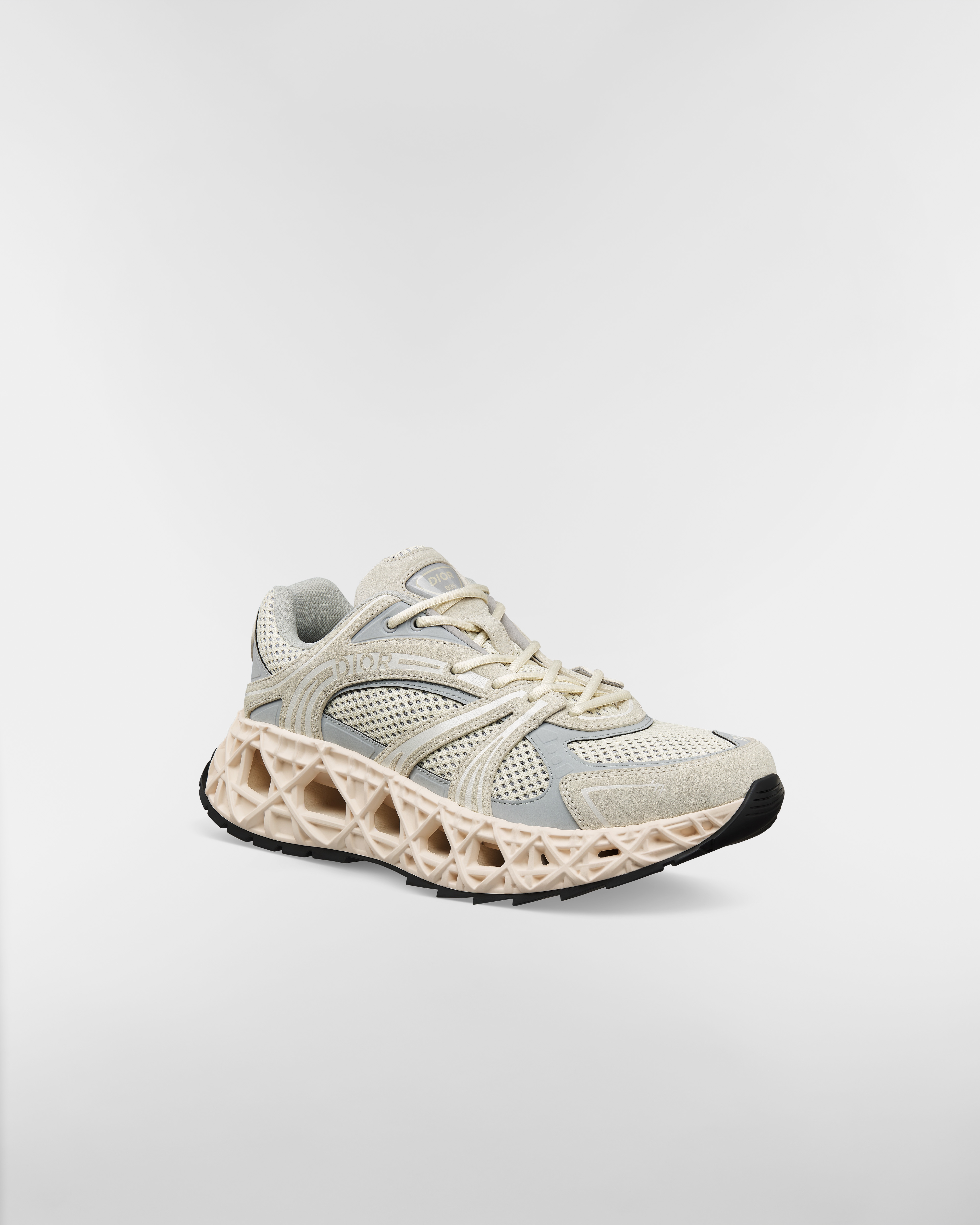 B35 NXXT Sneaker Veloursleder in Cremeweiß, Funktionsstoff in Grau und Funktionsmesh in Cremeweiß E03