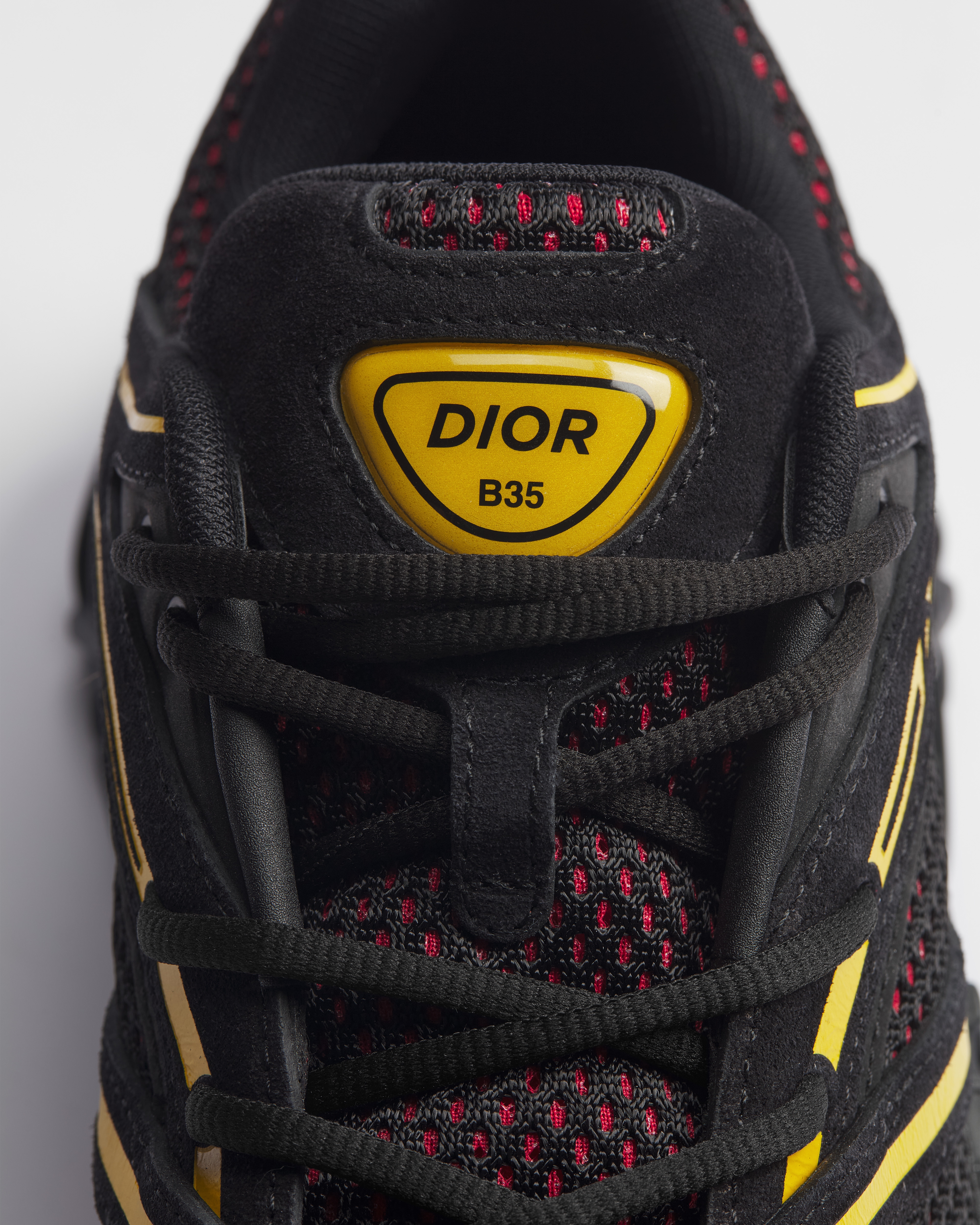 B35 NXXT スニーカー スエード・テクニカル ファブリック・テクニカル メッシュ E12