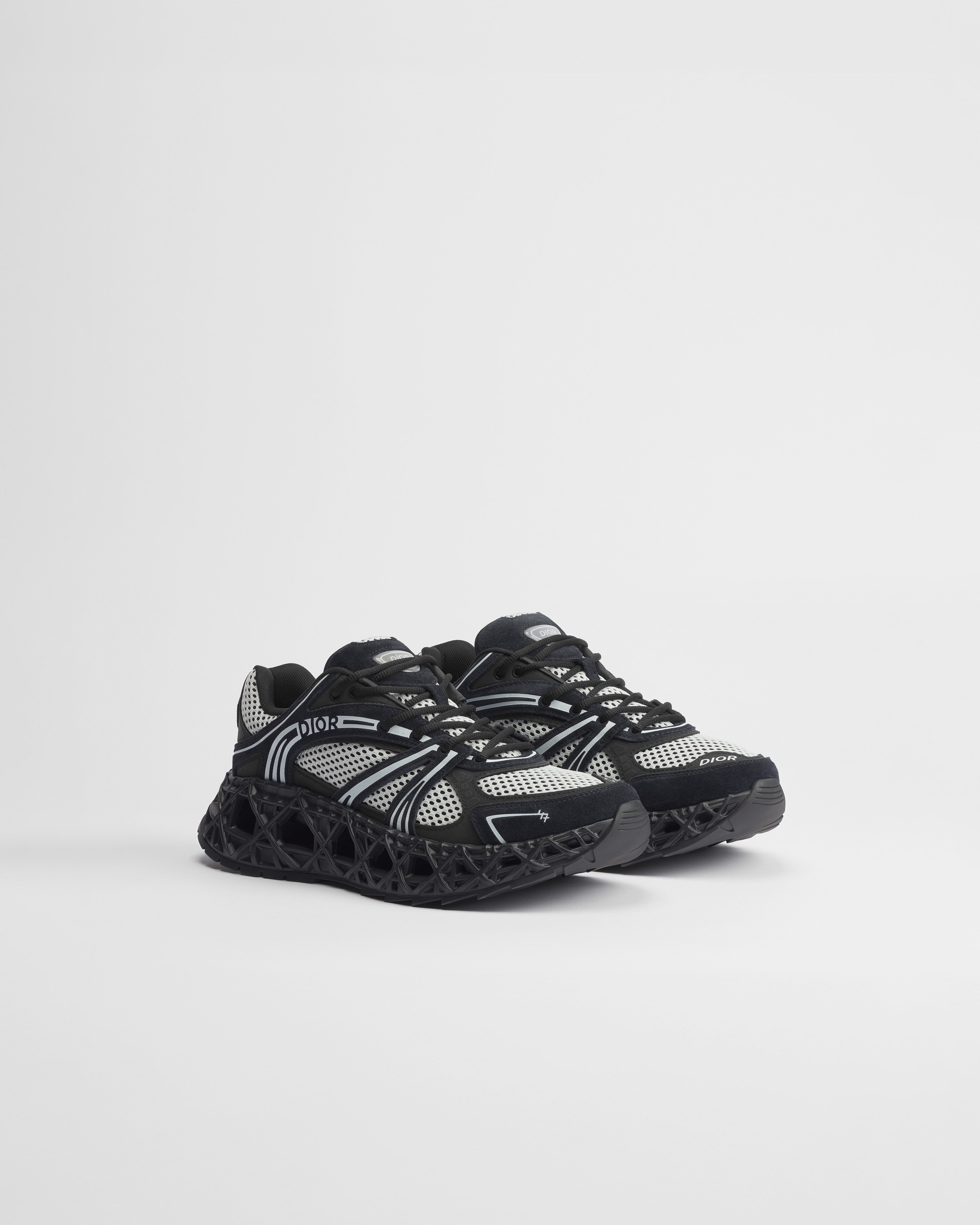 B35 NXXT Sneaker