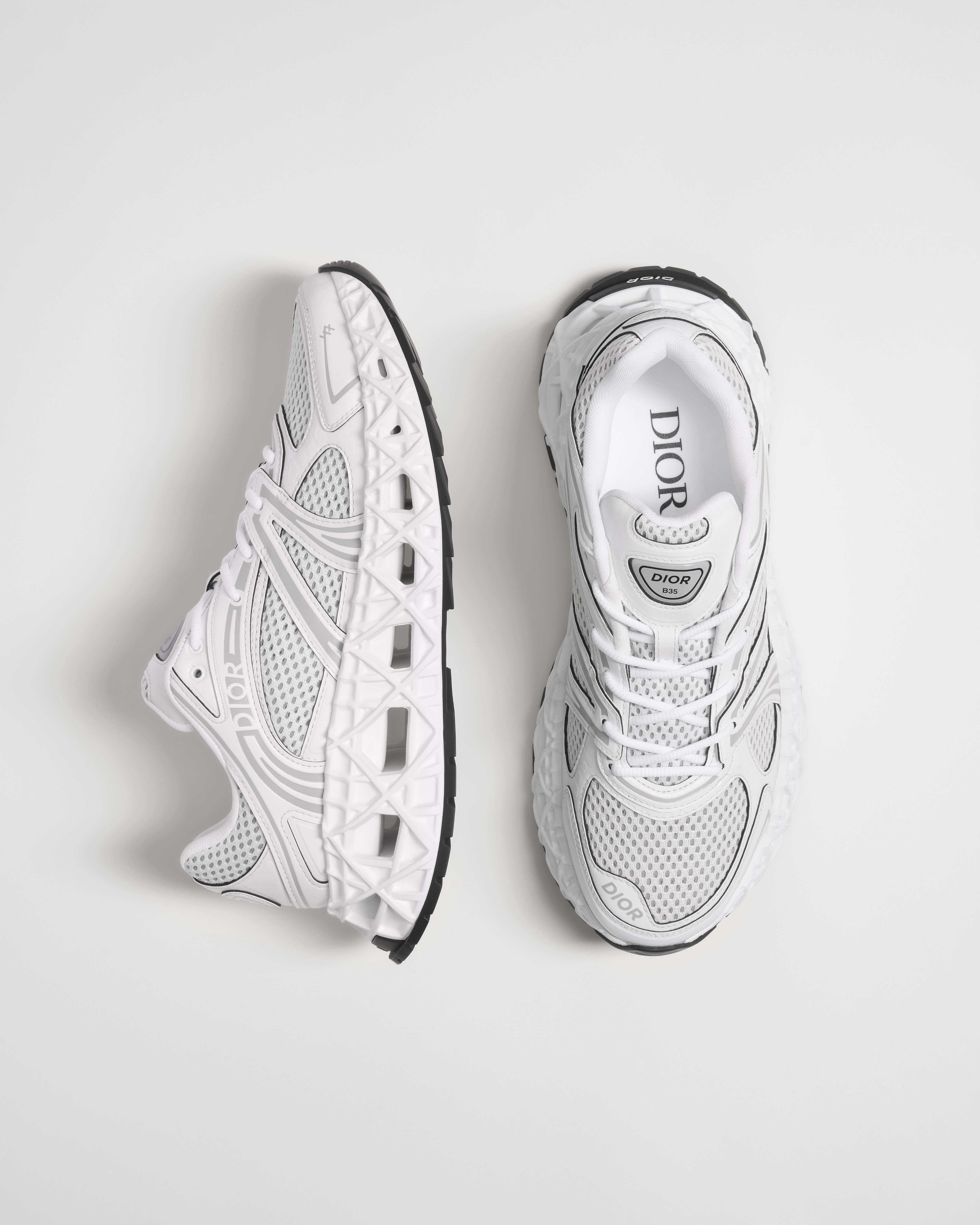 B35 NXXT Sneaker Funktionsstoff in Weiß und Funktionsmesh in Weiß E06