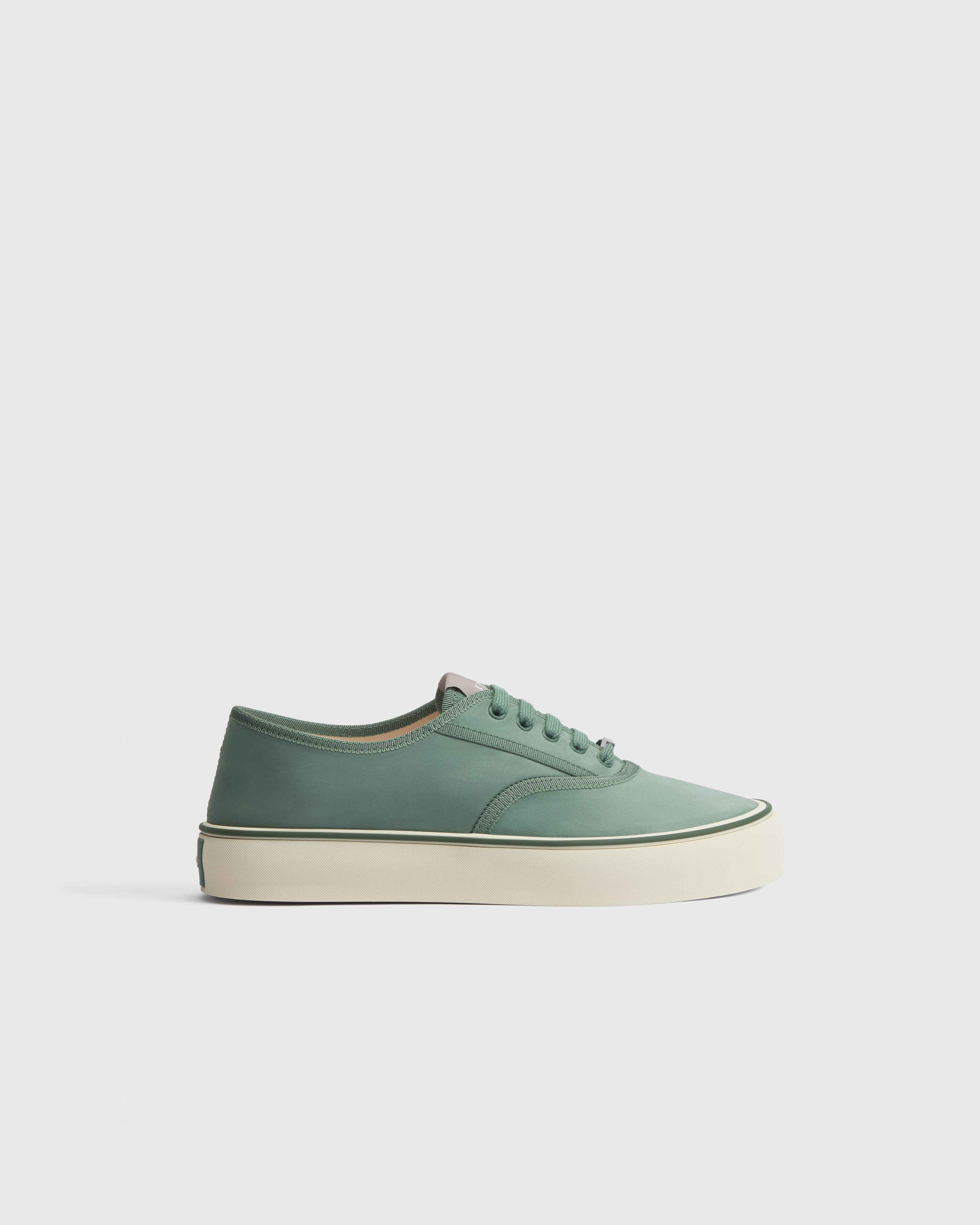 Sneaker Dior Saltwind Nobuck verde-cedro E02