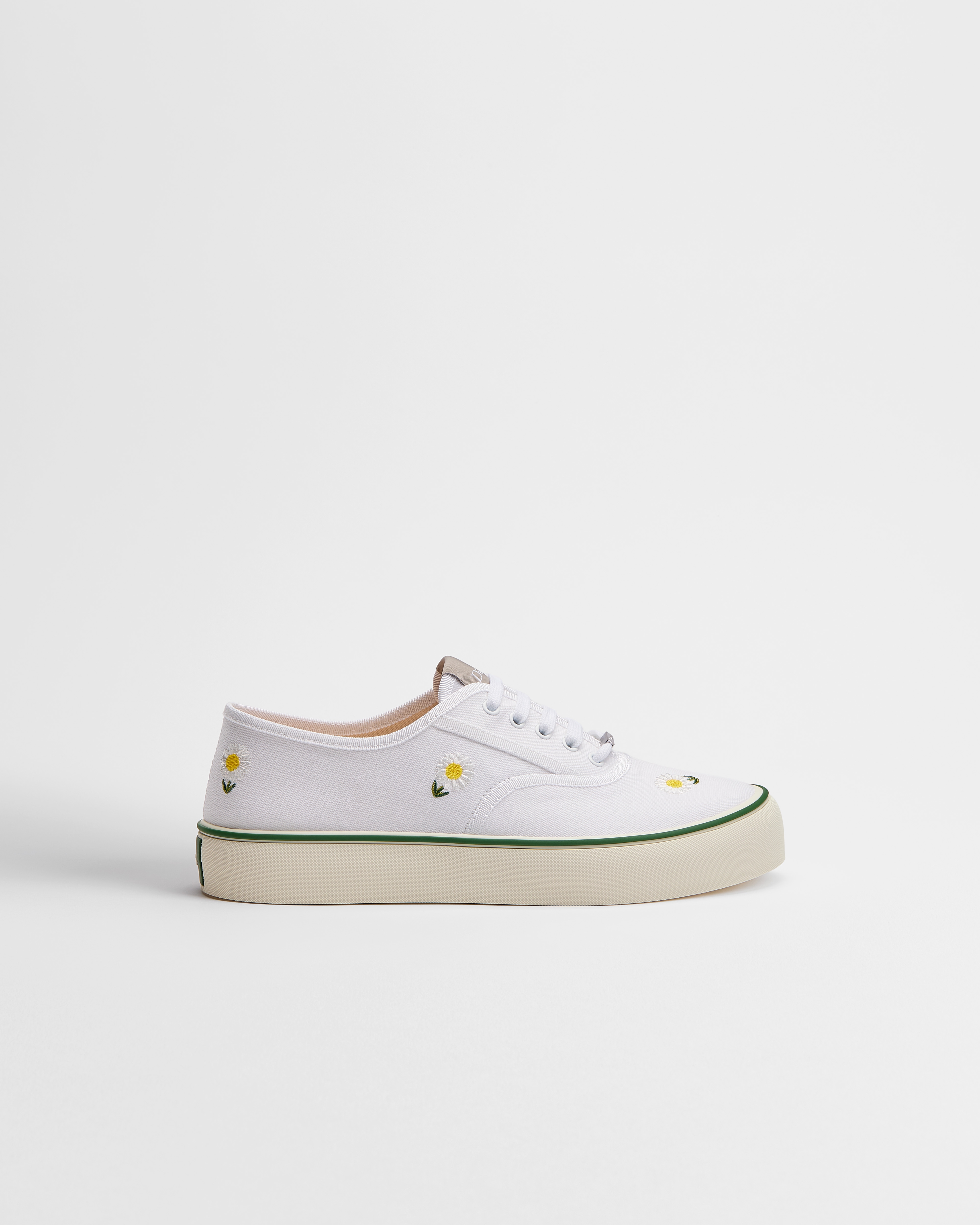 Dior Saltwind Sneaker White Cotton Embroidered with Multicolor Dior Daisy Motif E02