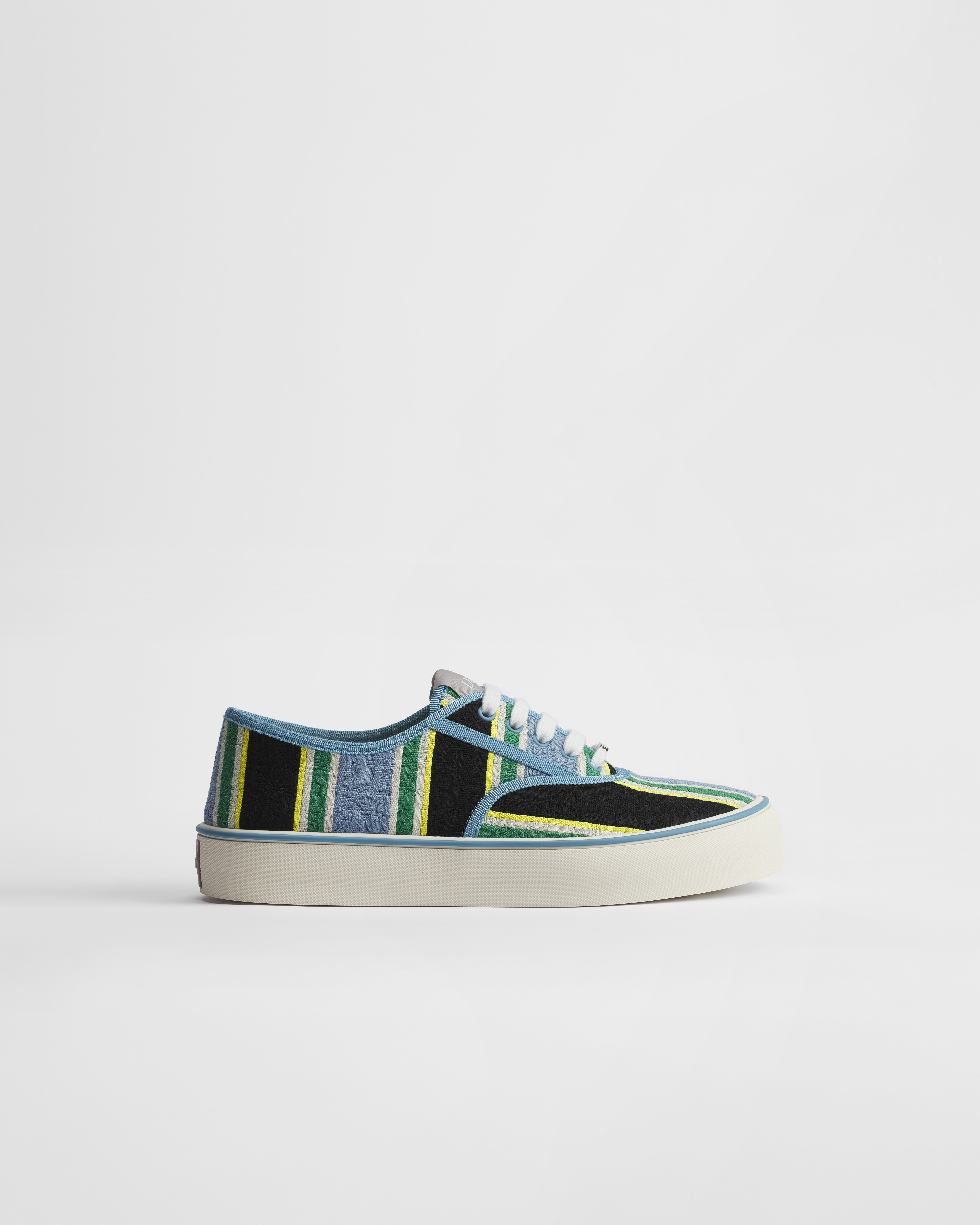 Sneaker Dior Saltwind Dioriviera Toile jacquard Dior Oblique Sun Stripes noir, bleu clair, vert et jaune E02