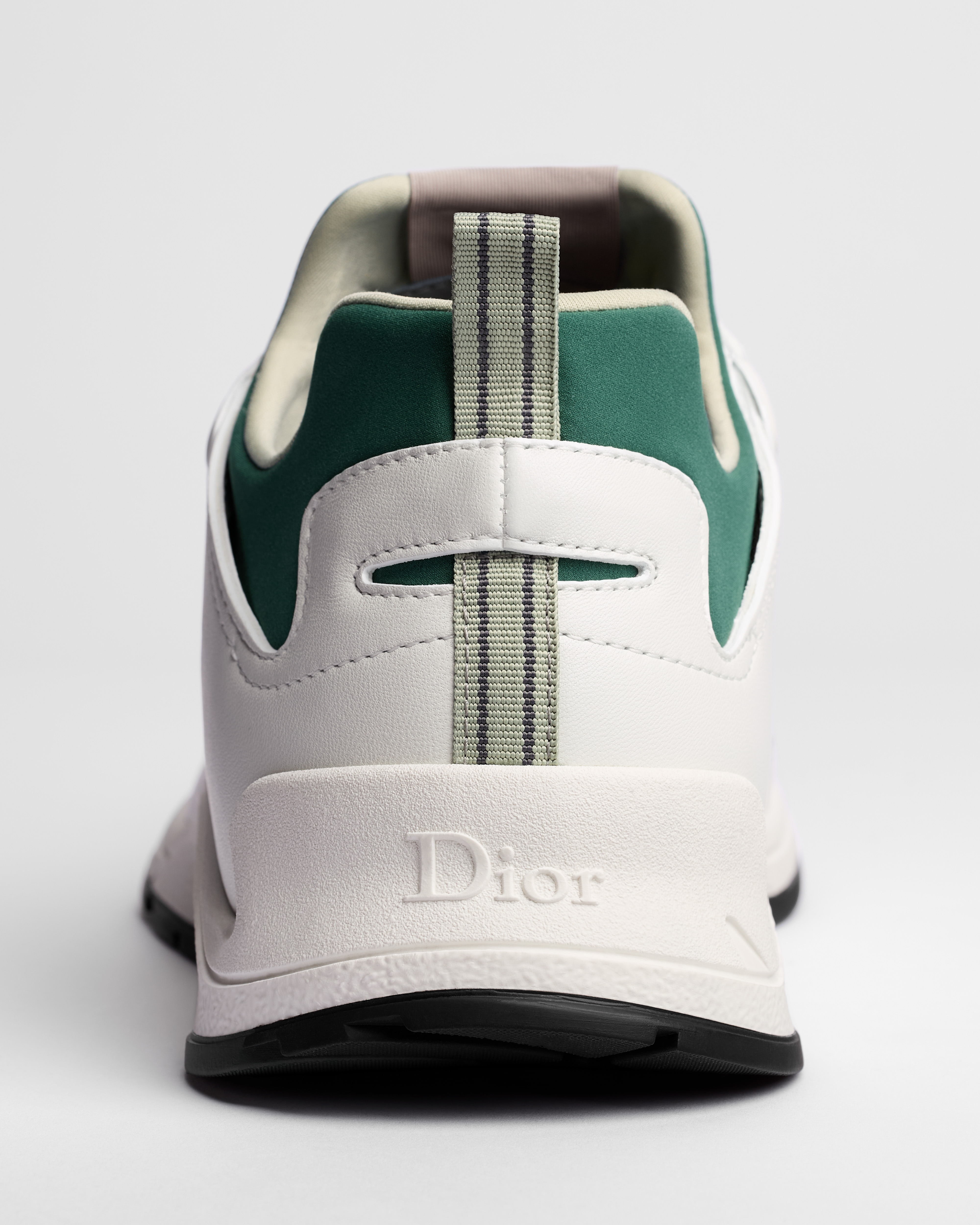 Dior Mile 運動鞋 白色光滑羊皮和雪松綠氯丁橡膠 E10