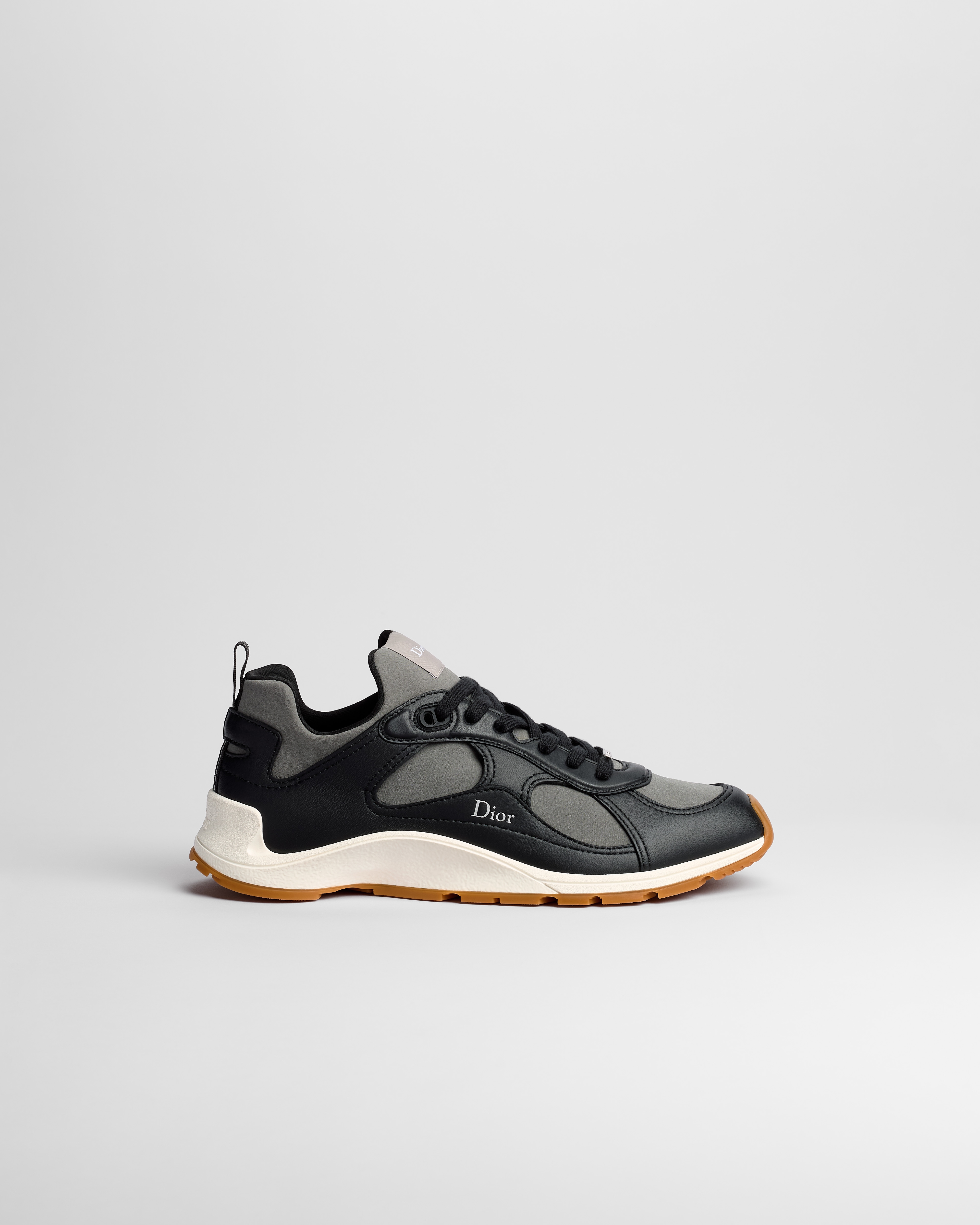 디올 마일 스니커즈 블랙 스무스 램스킨 & 그레이 네오프렌 E02