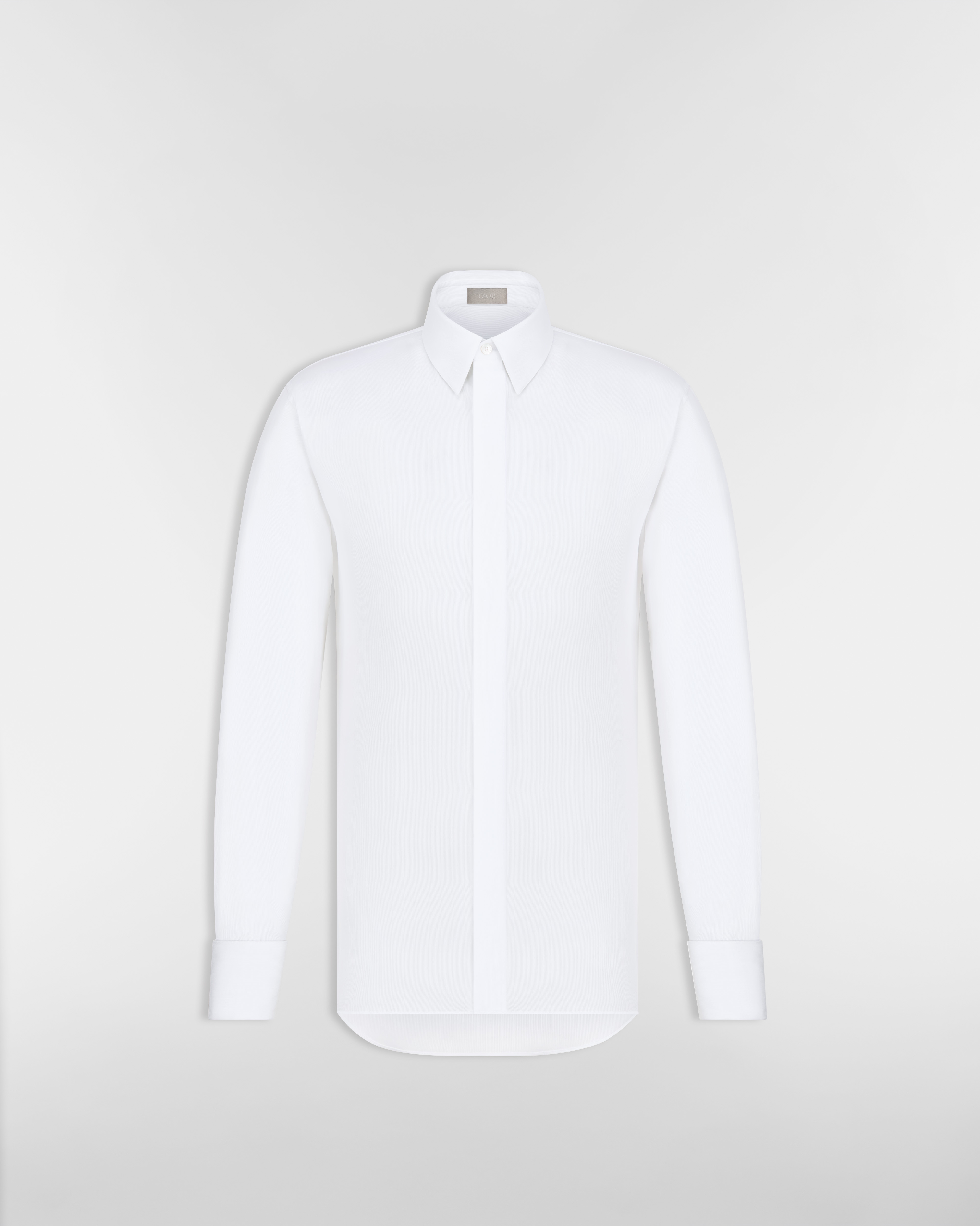 Chemise à poignets mousquetaire