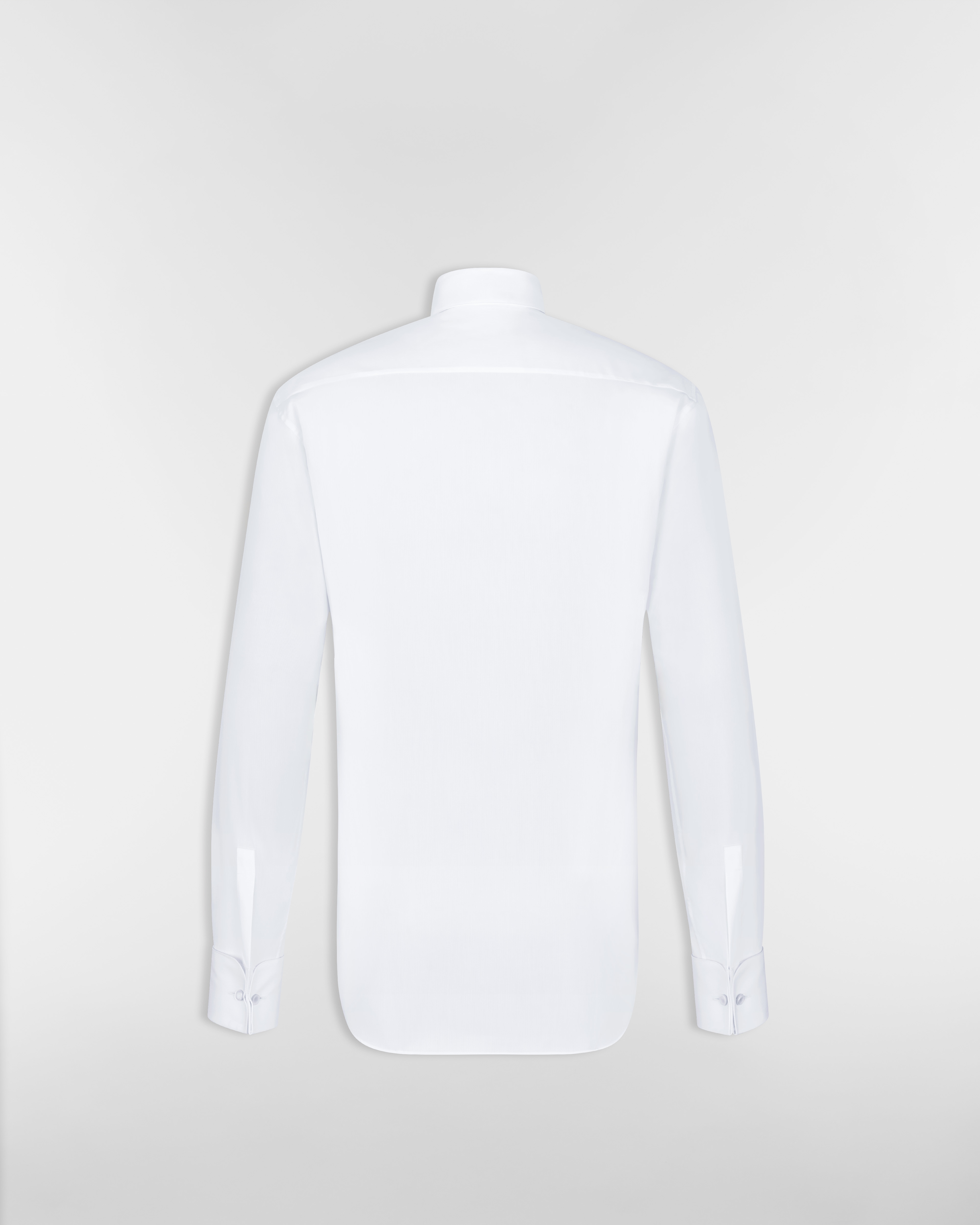 Chemise à poignets mousquetaire