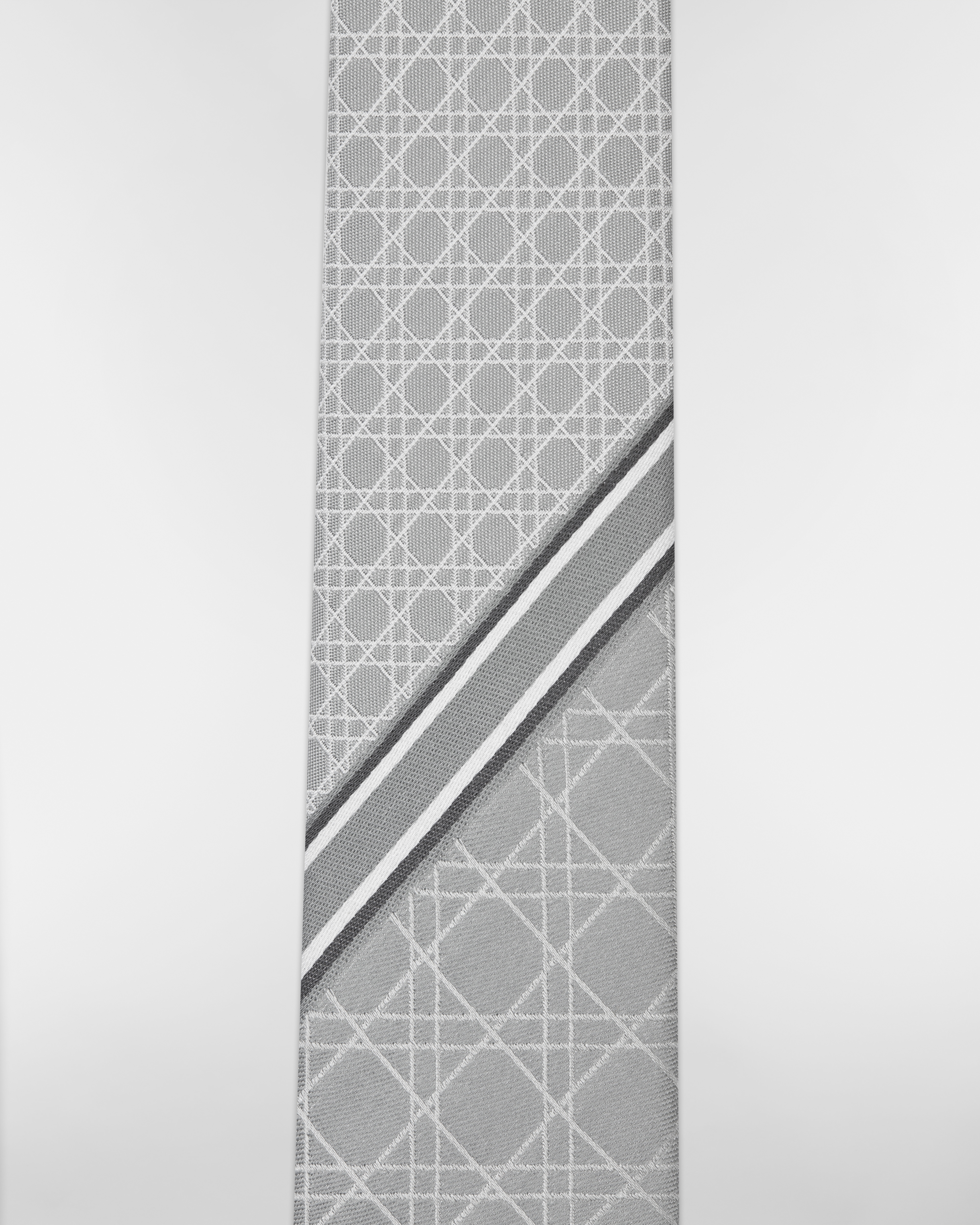 Gravata Cannage listrada Seda cinza, branca e cinza-escuro E10