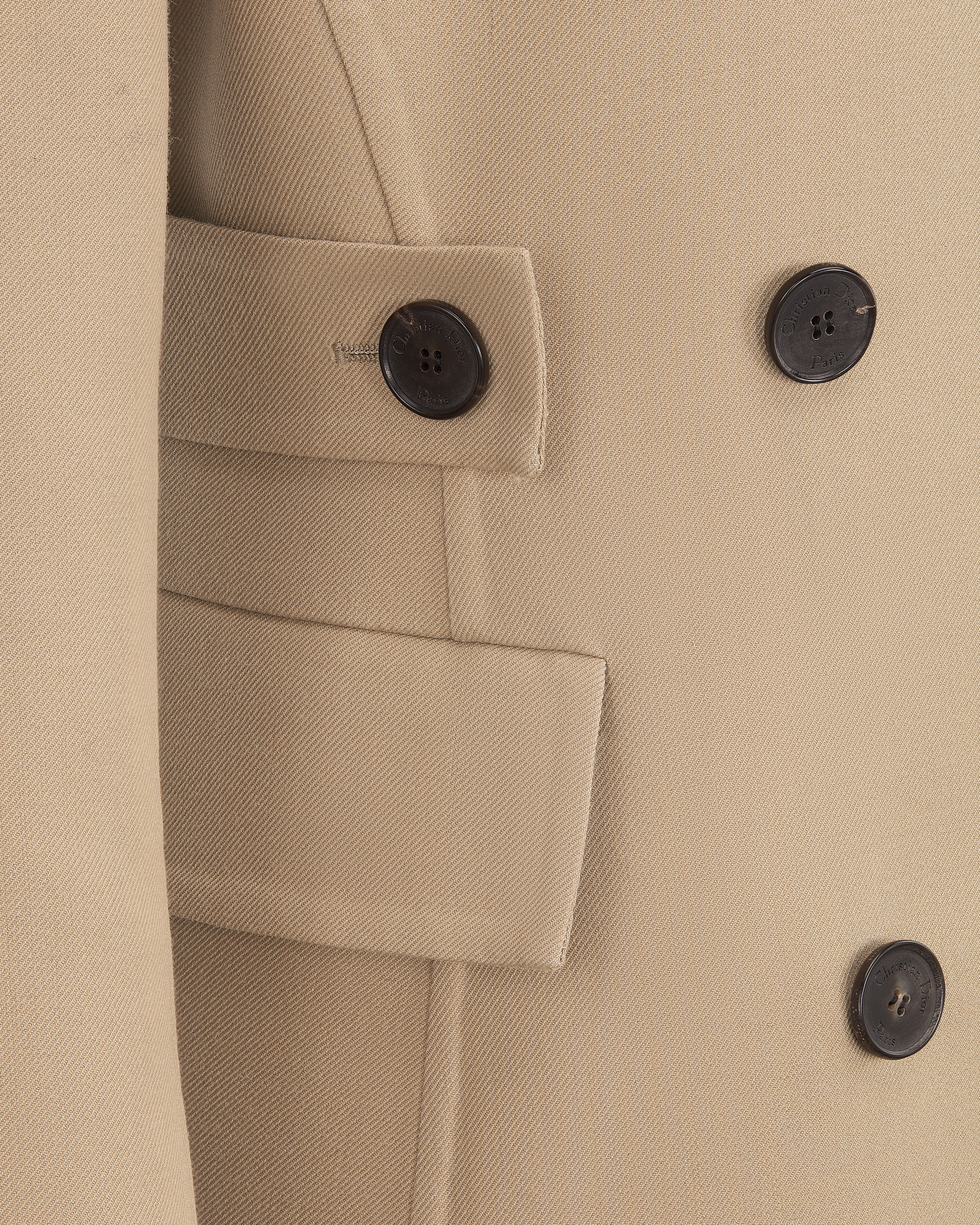 Blazer com corte ajustado Gabardine de lã virgem e seda bege E09