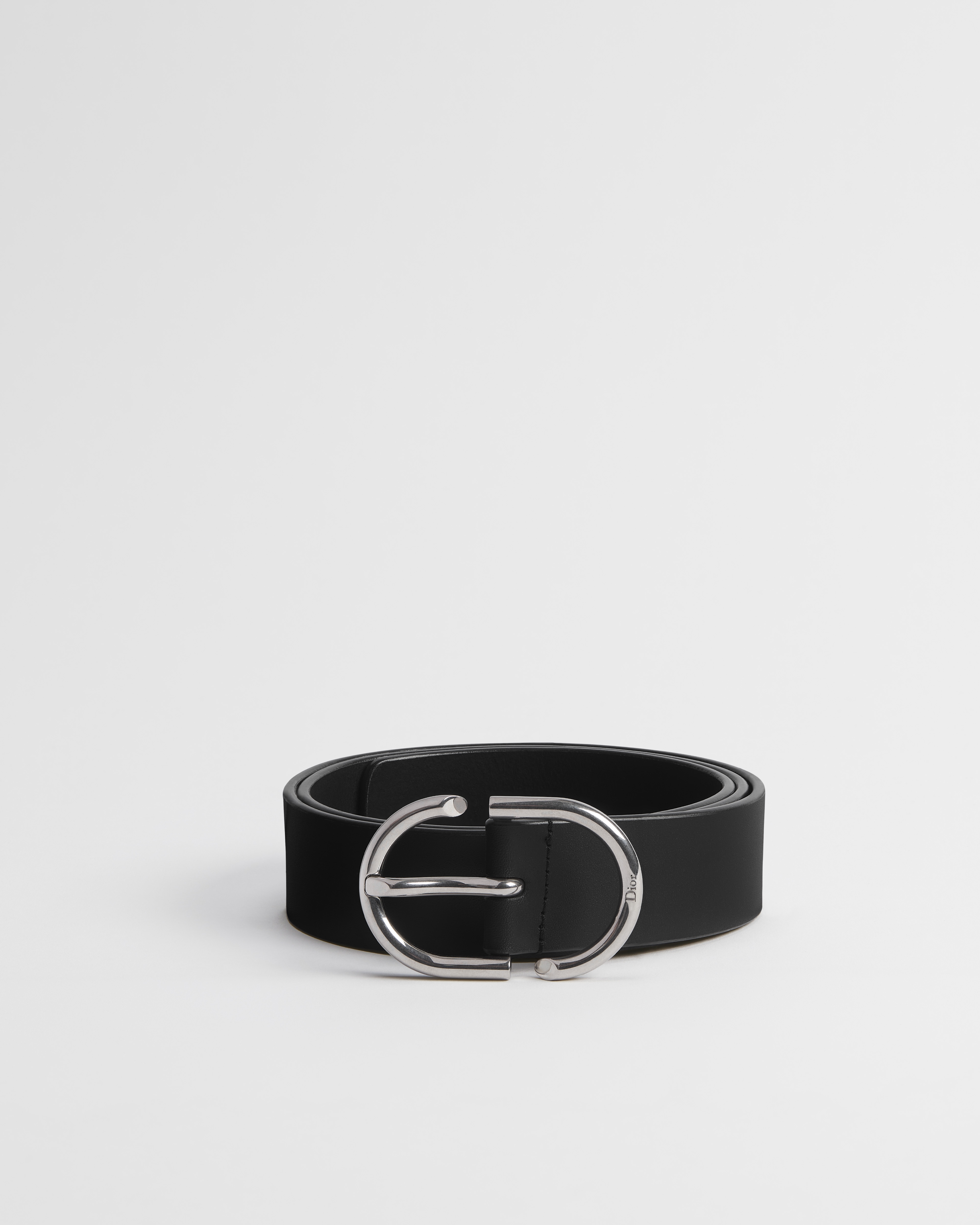 CD 皮帶 黑色小公牛皮，35 公釐 E01