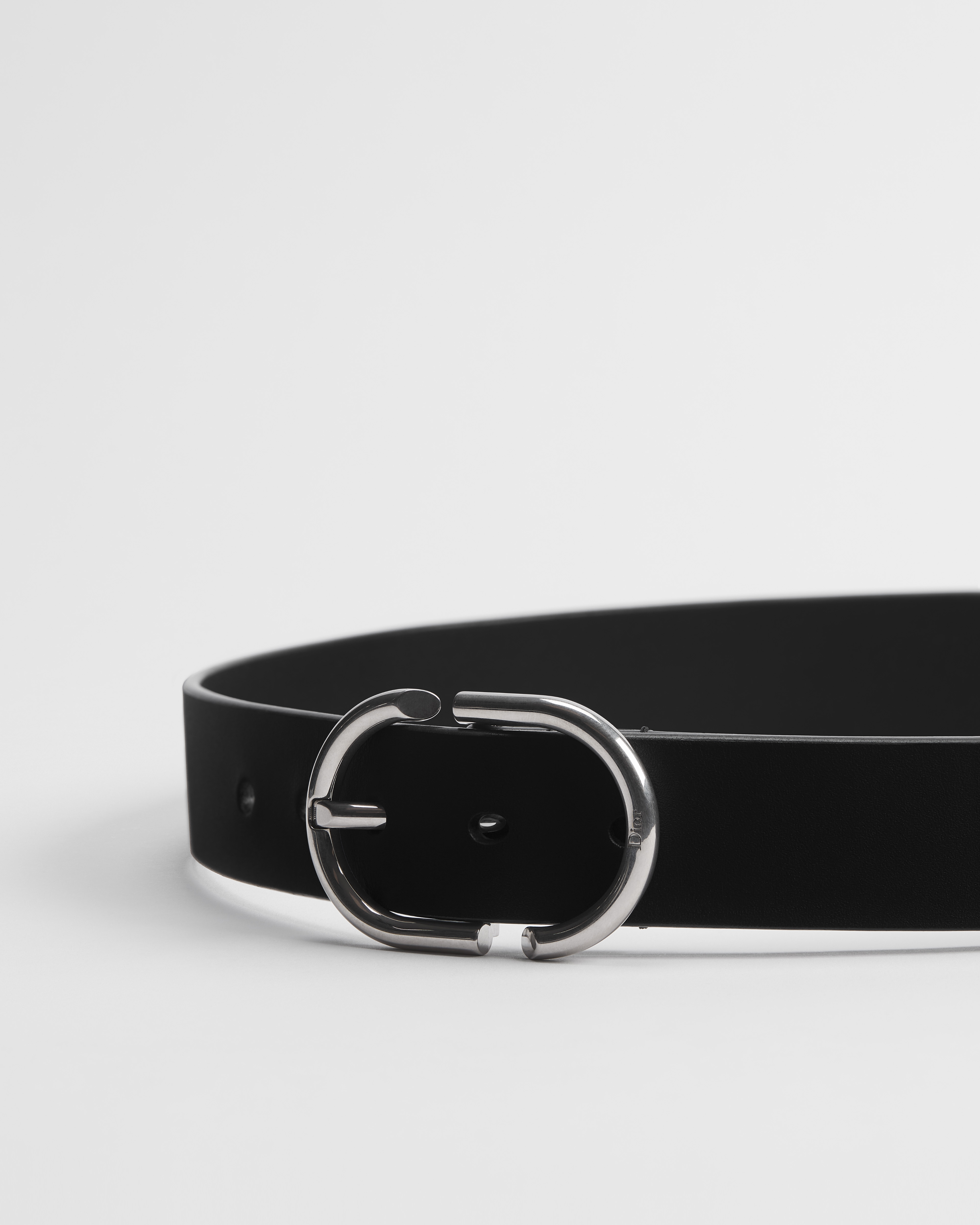 CD 皮帶 黑色小公牛皮，35 公釐 E09