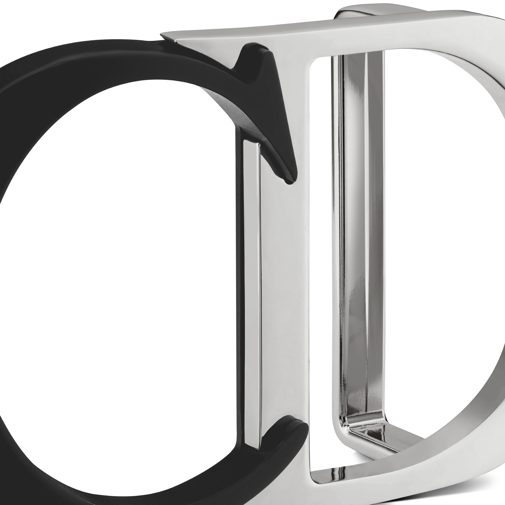 CD Icon 皮帶扣環 黑色霧面漆飾黃銅與鈀銀色飾面黃銅，35 公釐 E09