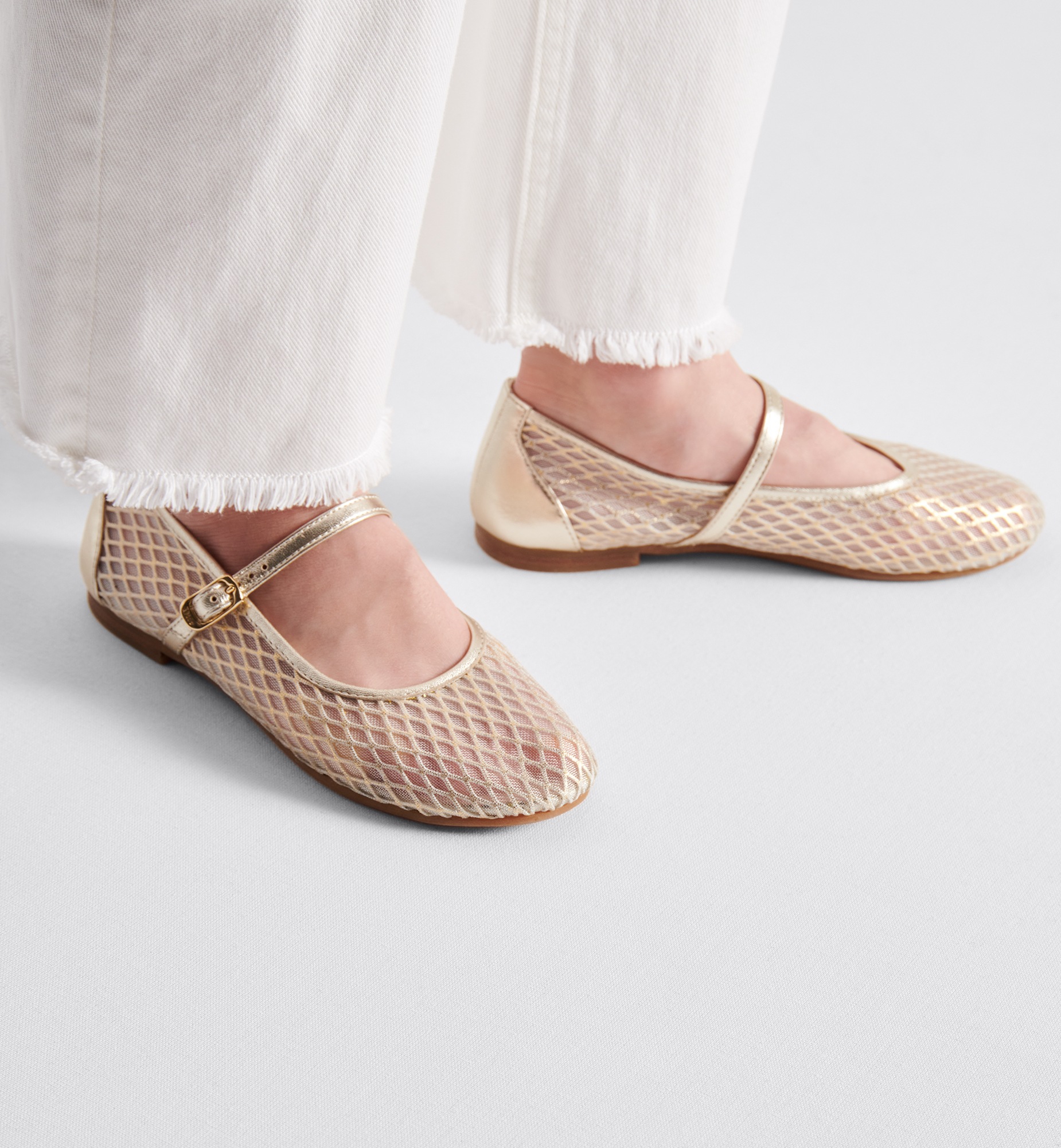 Ballerina für Kinder Glattes Lammleder in Gold und Tüll in Elfenbein E12