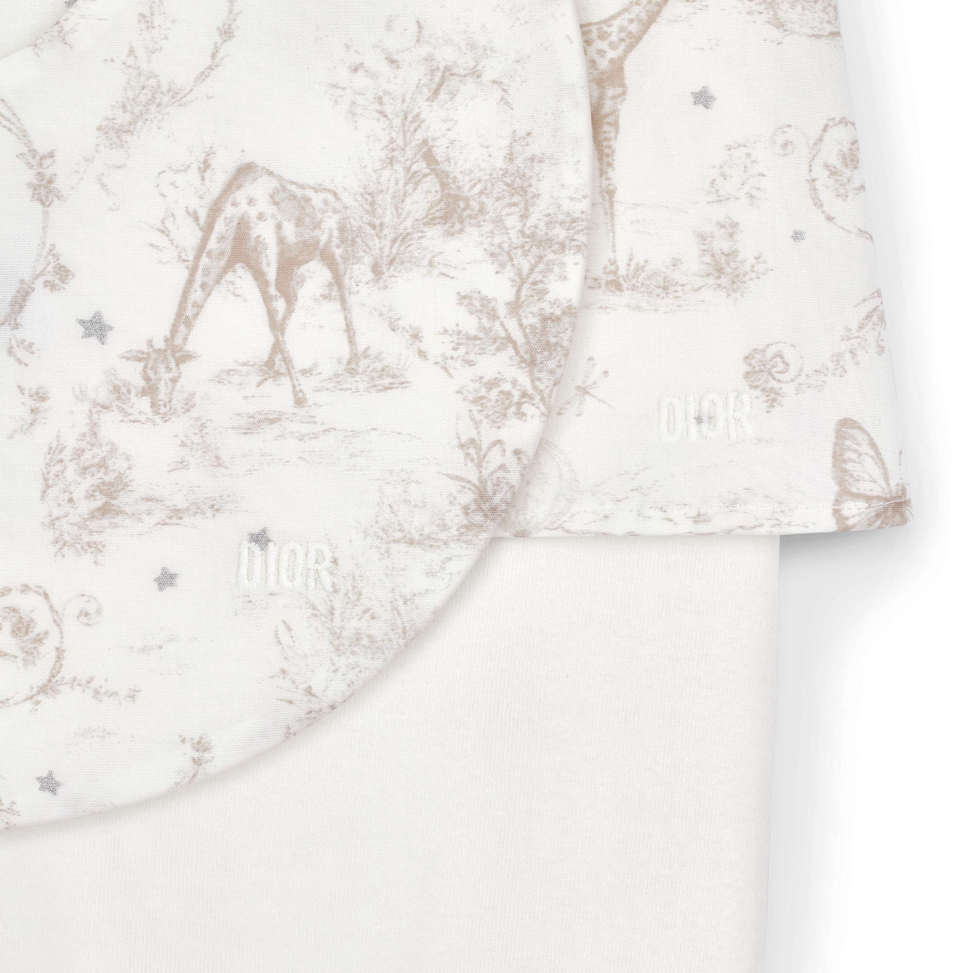 Newborn Gift Set Ivory Jersey and Cotton Poplin with Beige Toile de Jouy Print and Silver-Tone Stars E09