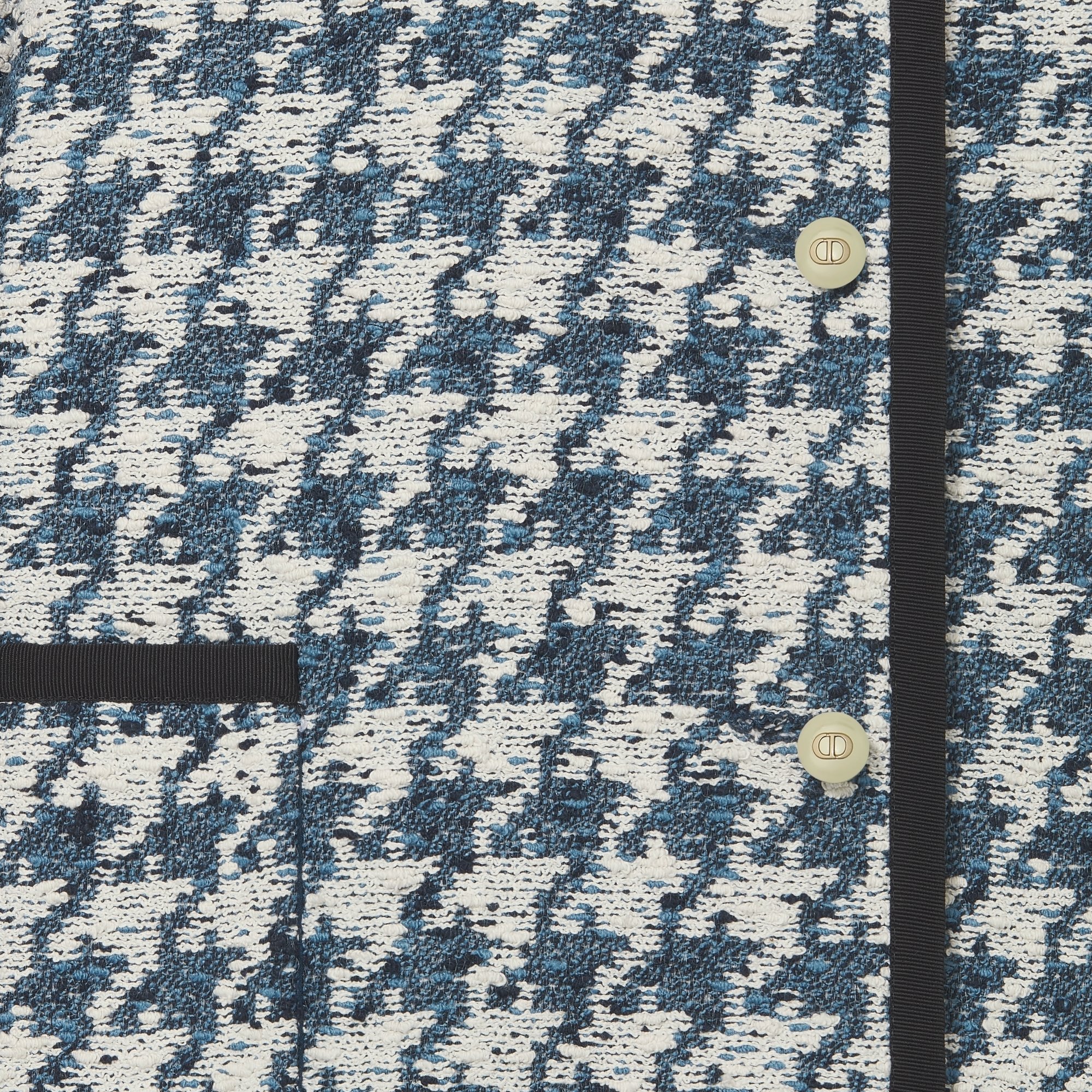 Cropped Jacket Detailed view