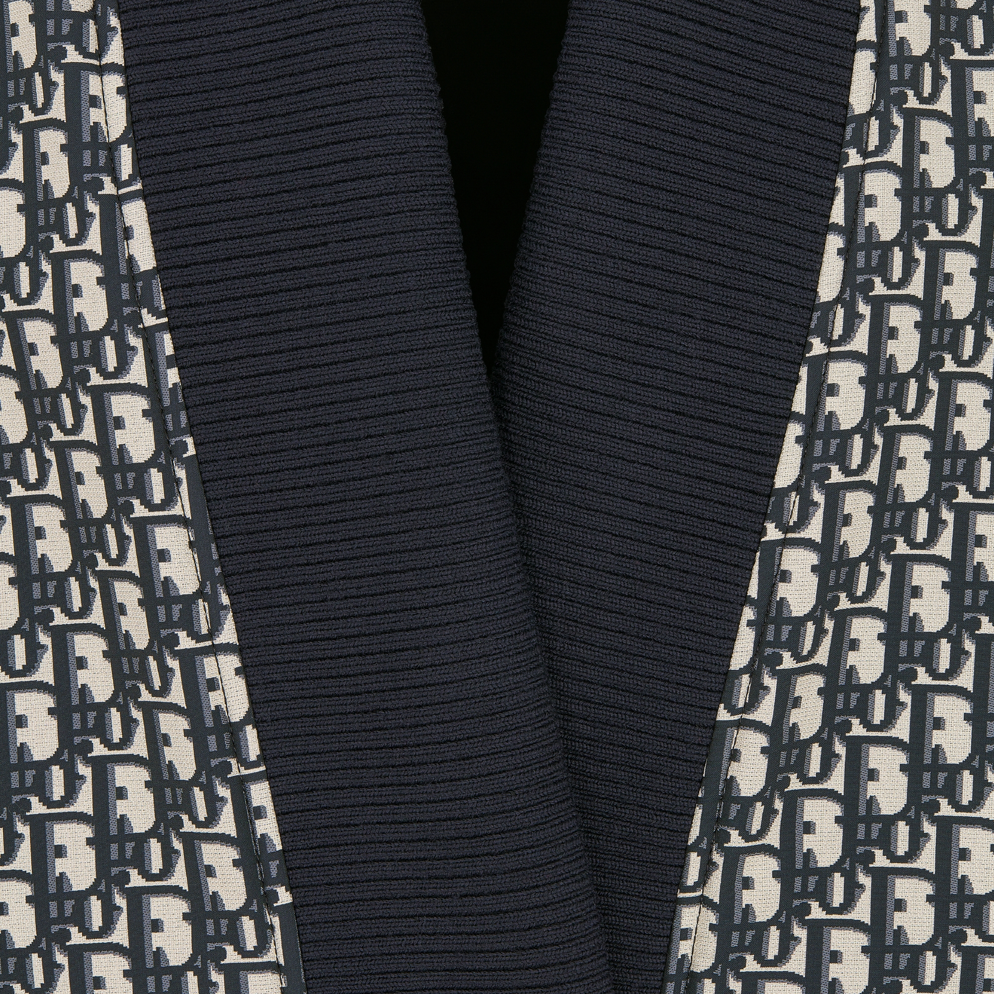 Wattierte Bomberjacke Funktions-Jacquardtaft mit Dior Oblique Motiv in Blau und Ecru E09