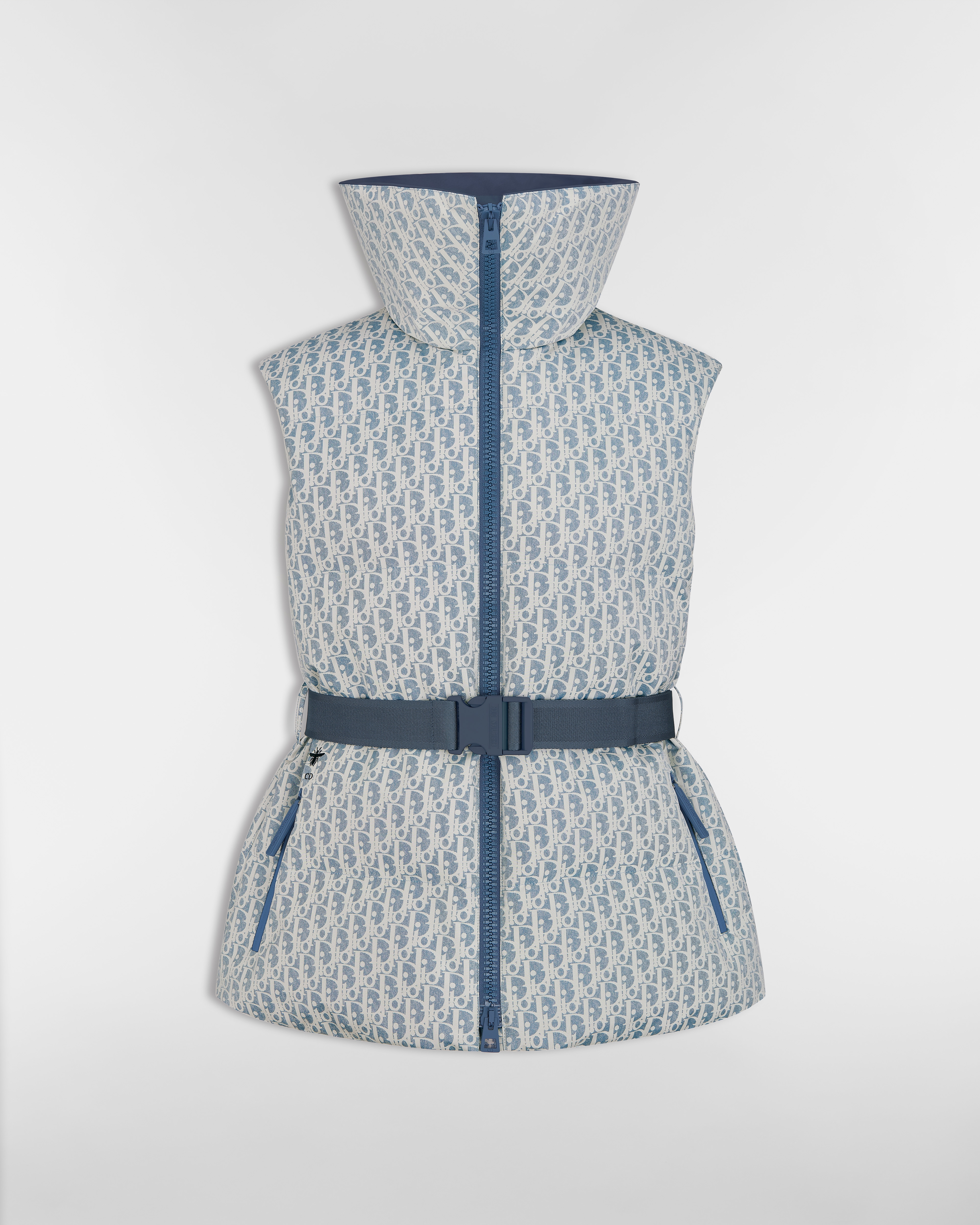 DiorAlps Belted Puffer Vest Blue and White Dior Oblique Quilted Technical Taffeta E01