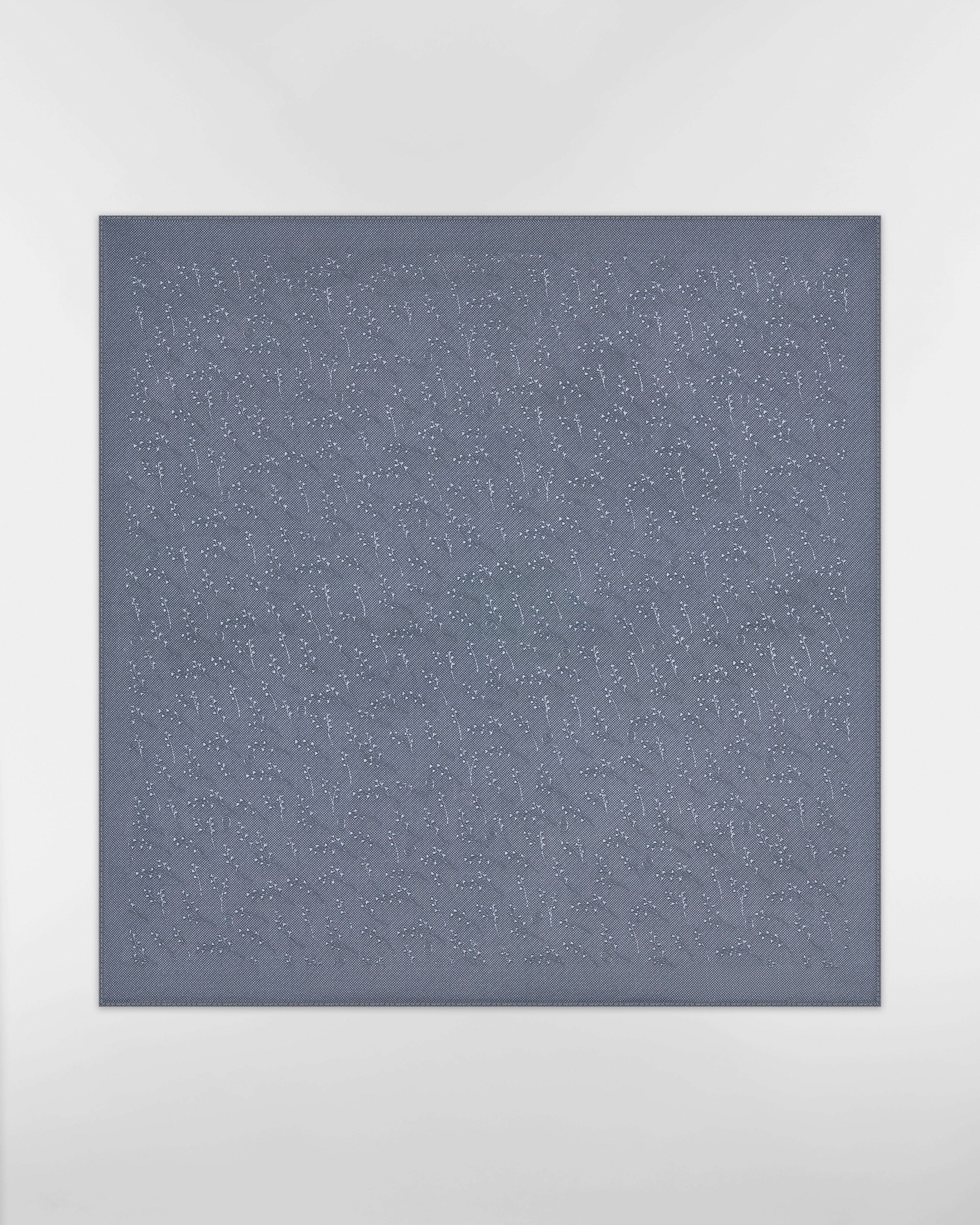 CD Icon Einstecktuch mit Maiglöckchen Seide in sattem Grau E01