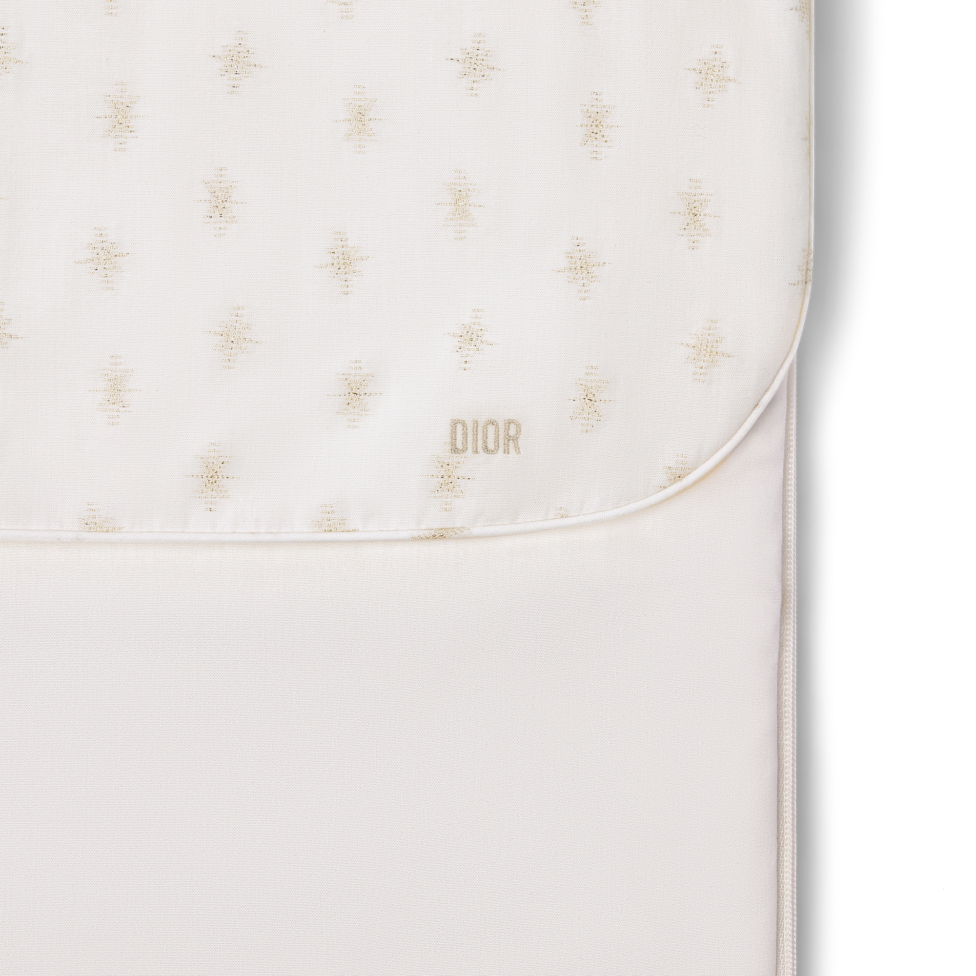 Sleeping Bag Ivory Cotton Poplin with Gold-Tone Jacquard Star Motif E09