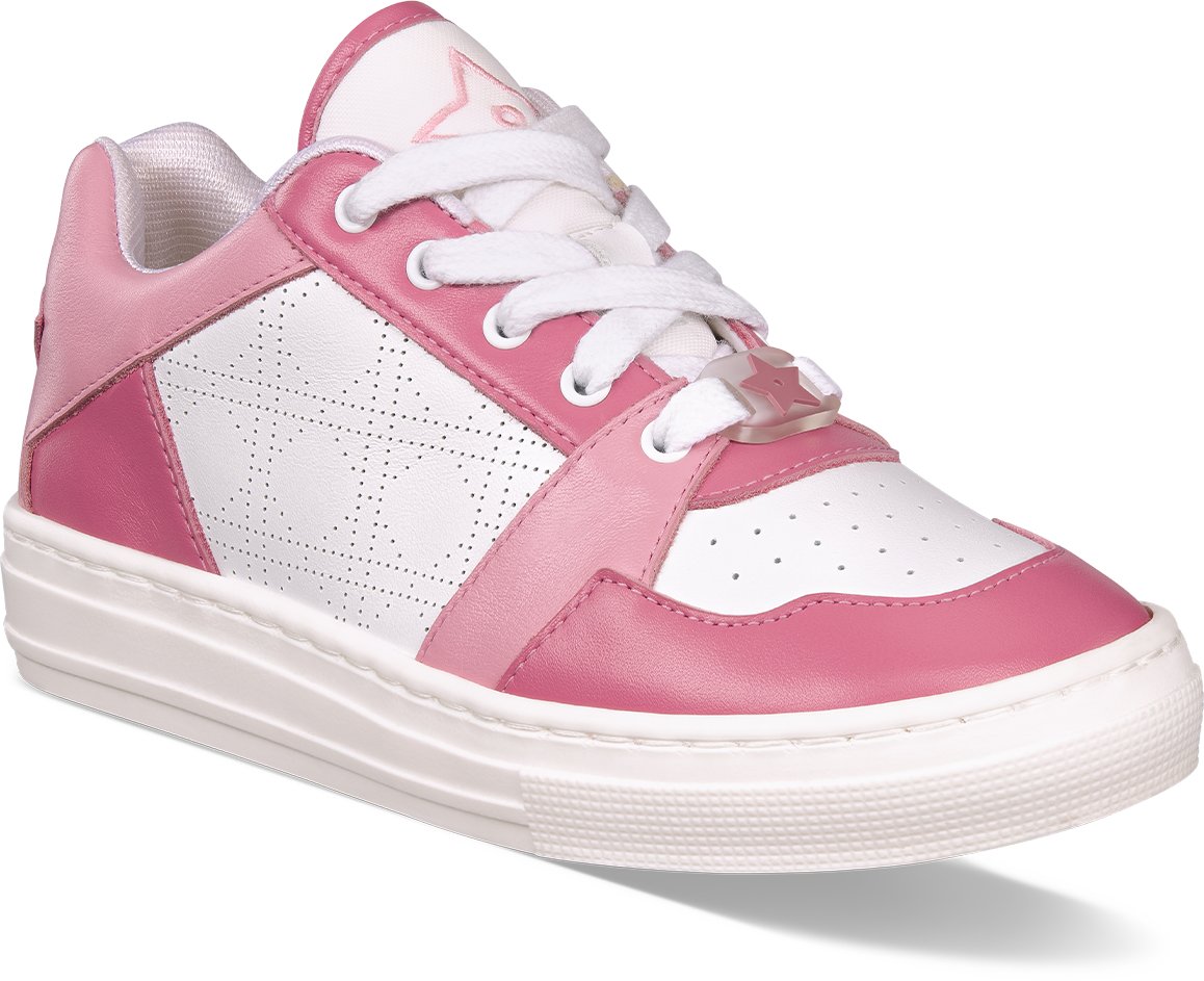 Kids' Low-Top Sneaker Three quarter closed view