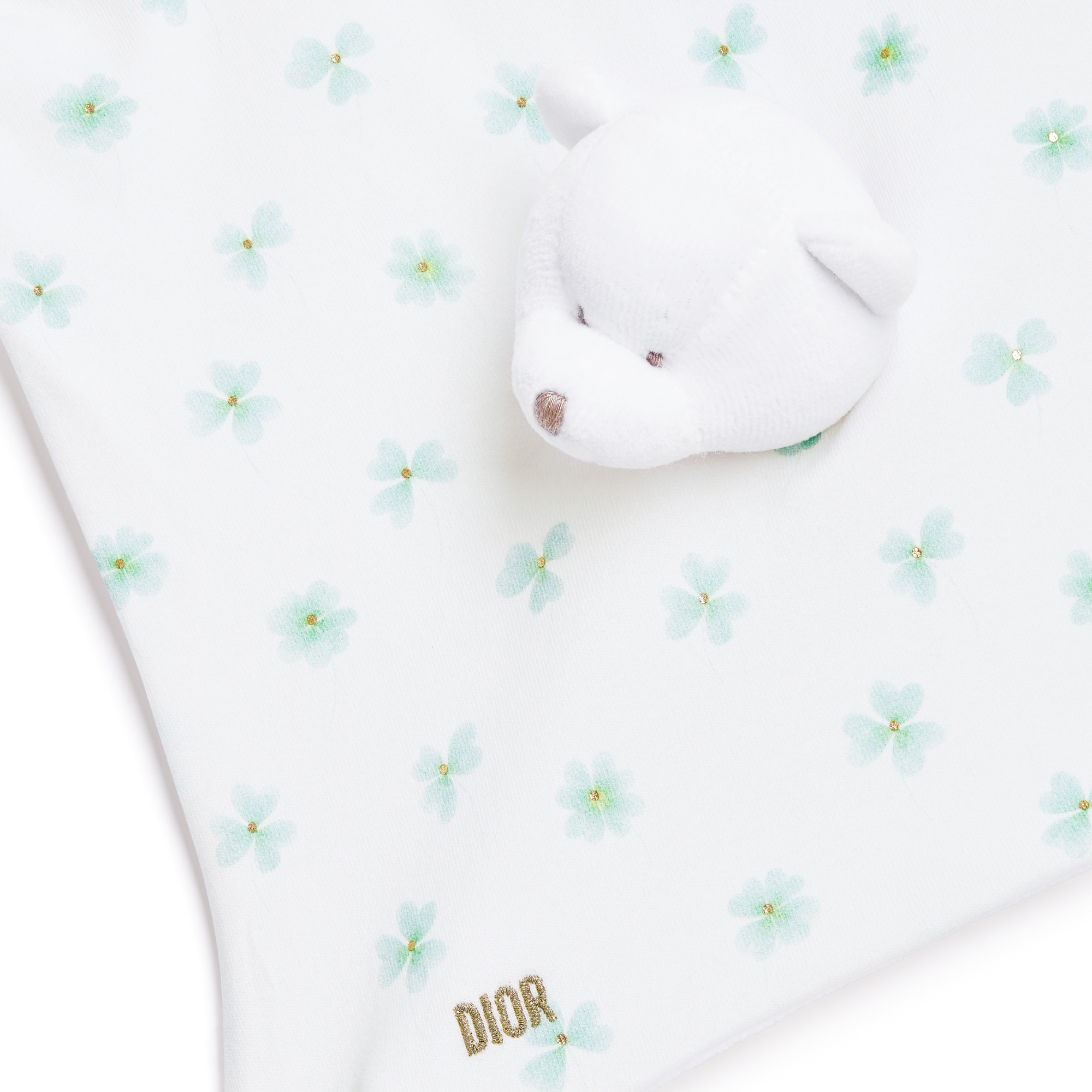 Newborn Gift Set Ivory Cotton Poplin and Ivory Cotton Jersey with Green and Gold-Tone Clover Motif E09