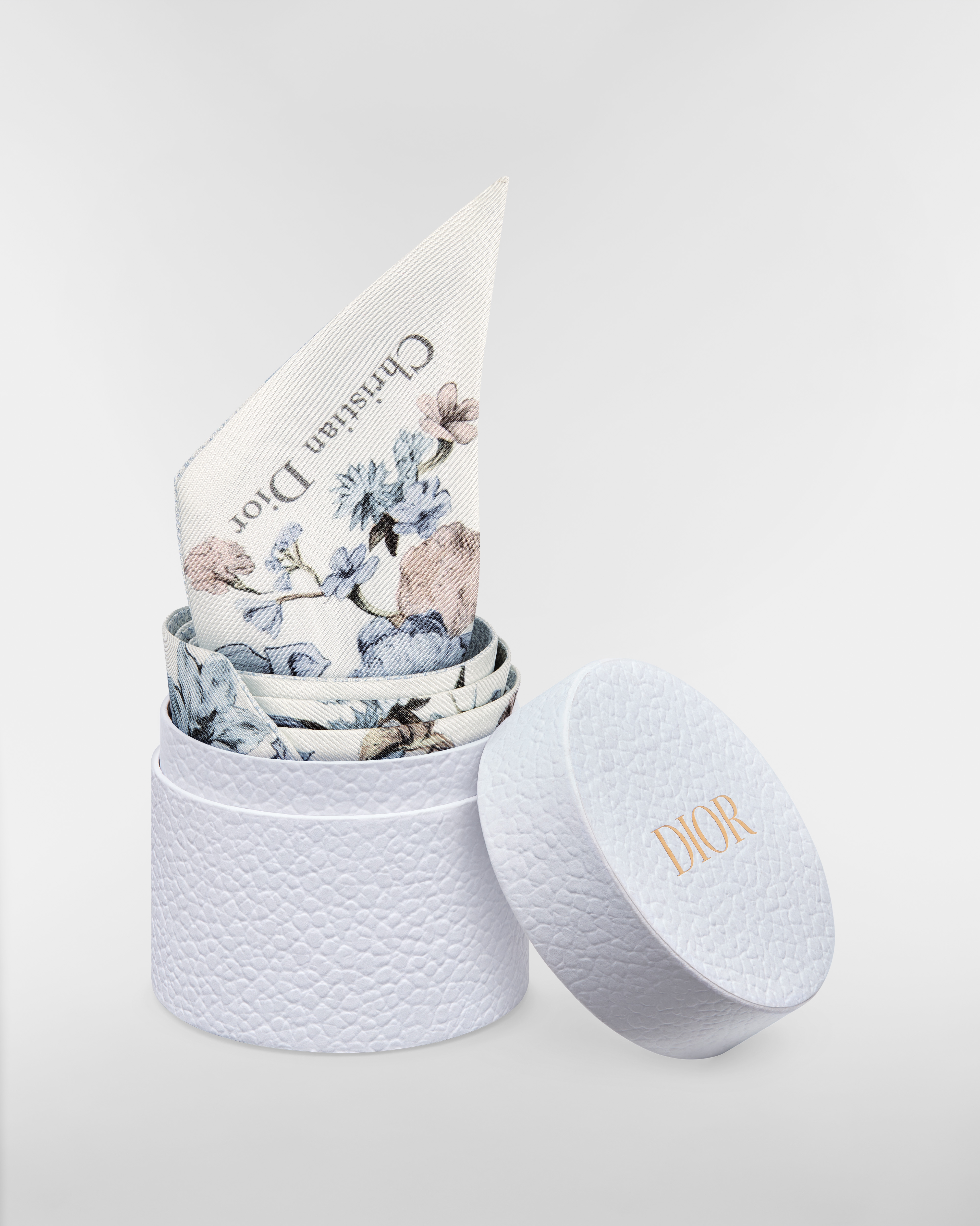 Mitzah-sjaal met Millefiori-motief Witte en blauwe zijden keperstof E10