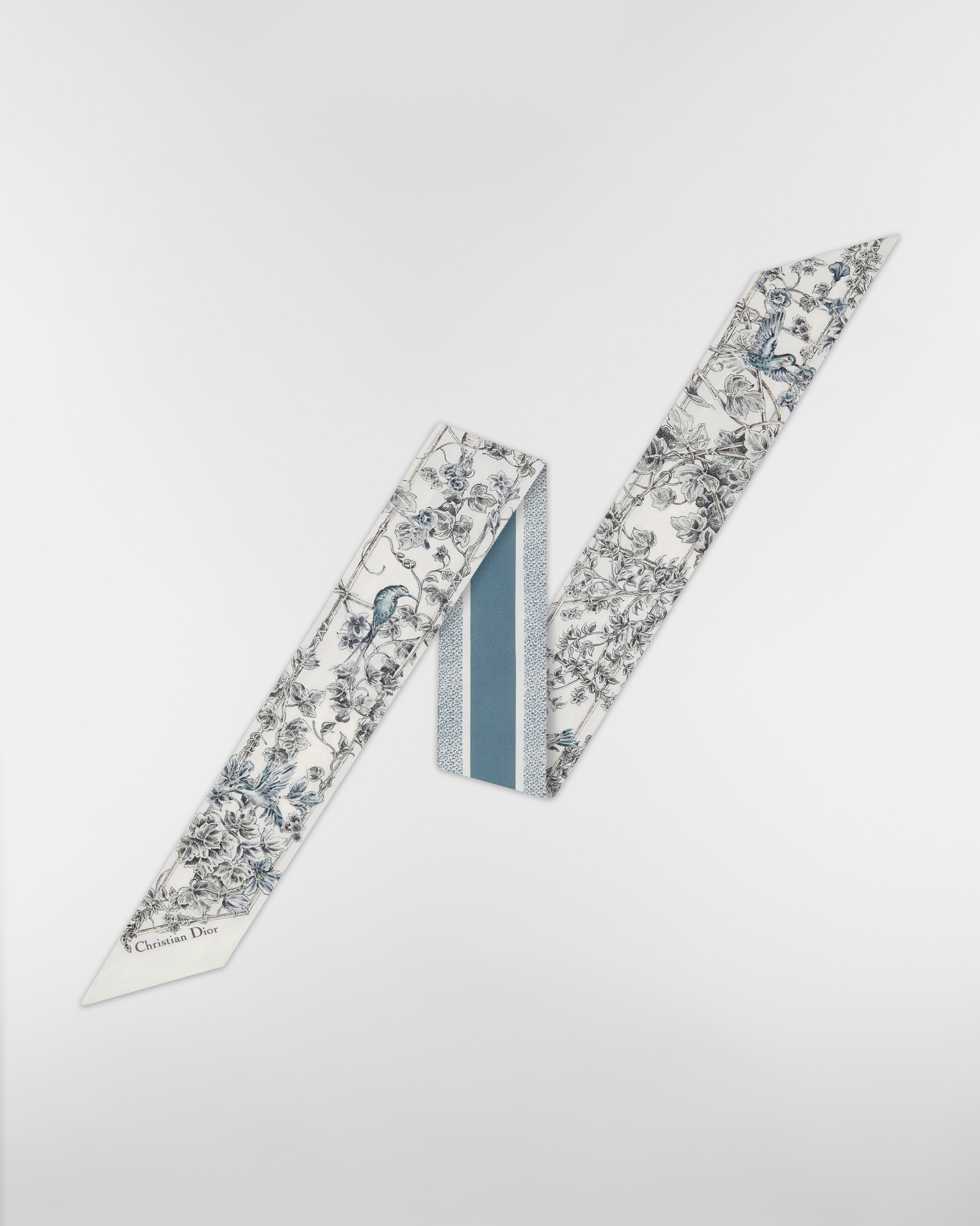 Mitzah-sjaal met Jardin D-Étoile-motief Witte en blauwe zijden keperstof E01