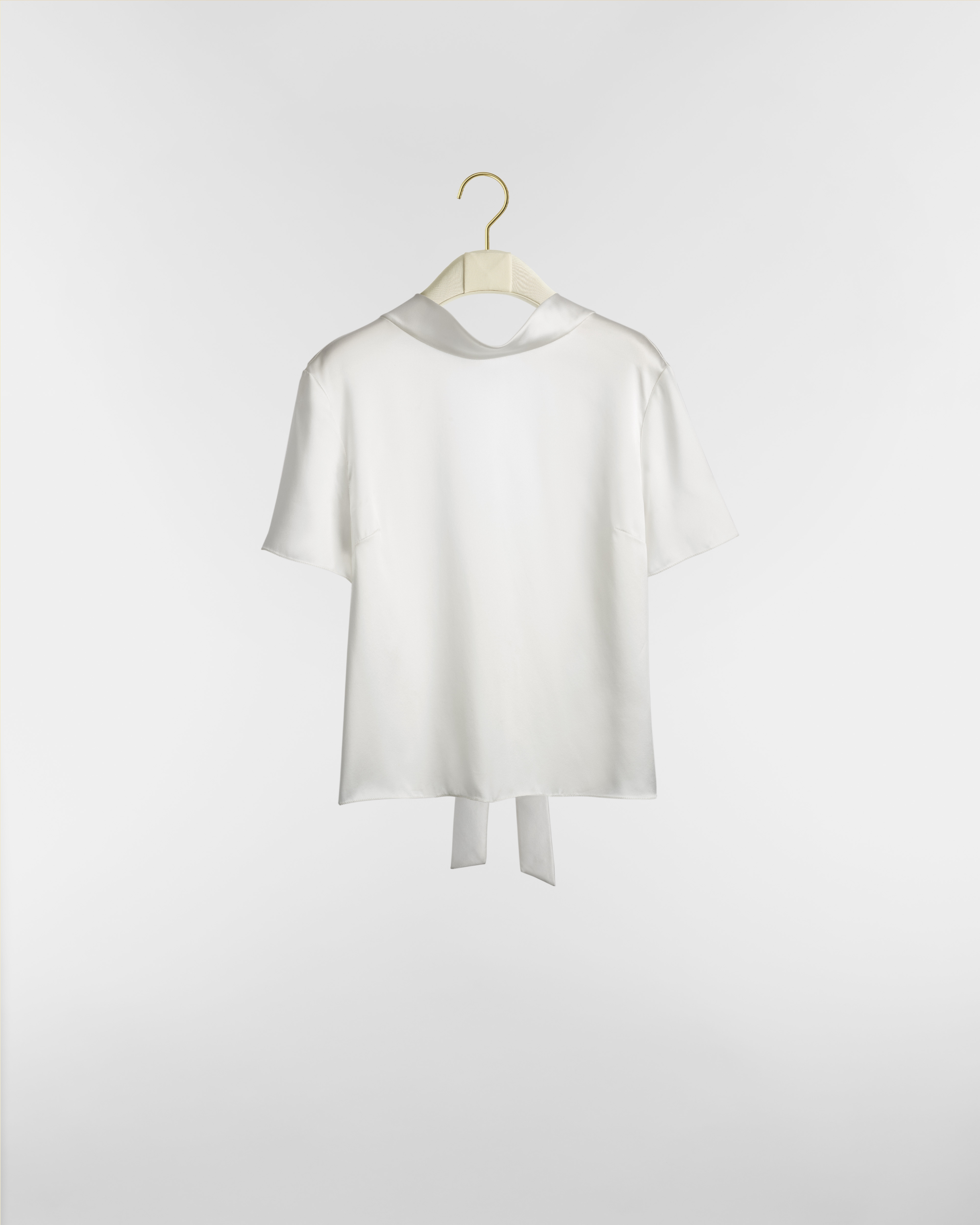 Blouse with Rear Tie White Silk Twill E08