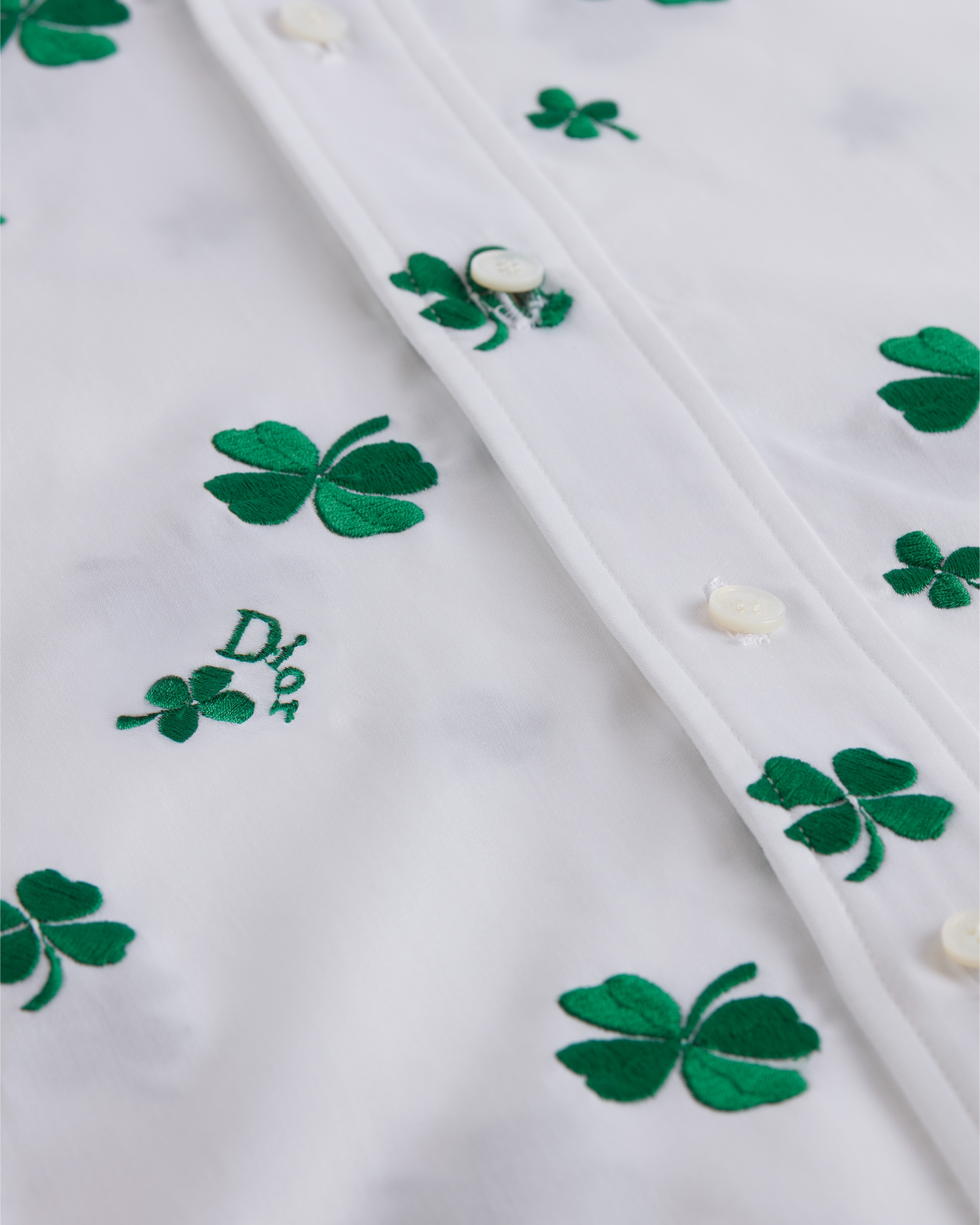 Embroidered Blouse White Cotton-Blend Poplin with Green Dior Clover Motif E10