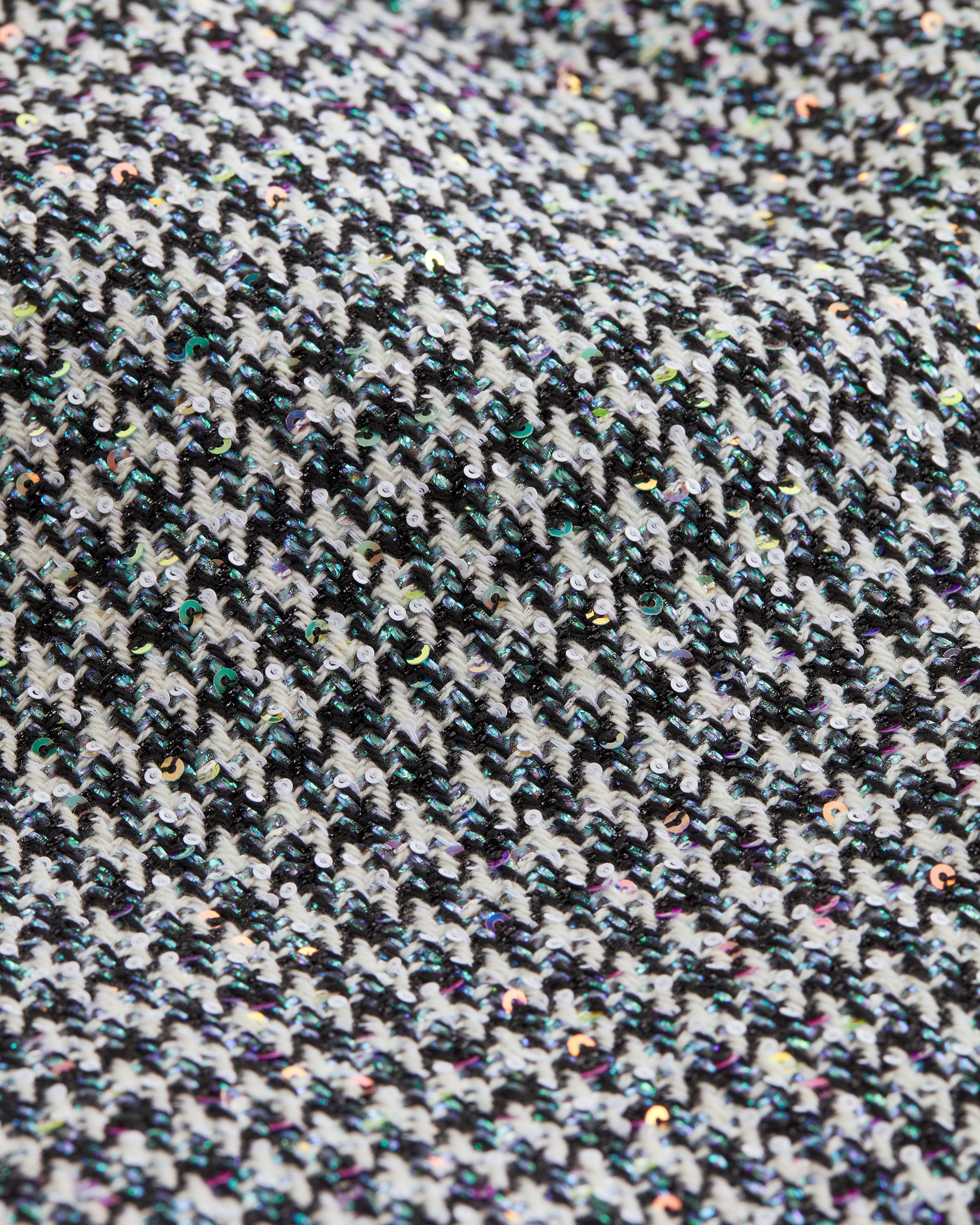 Abito dritto Misto lana vergine pied-de-poule nero e bianco con paillettes multicolori E09