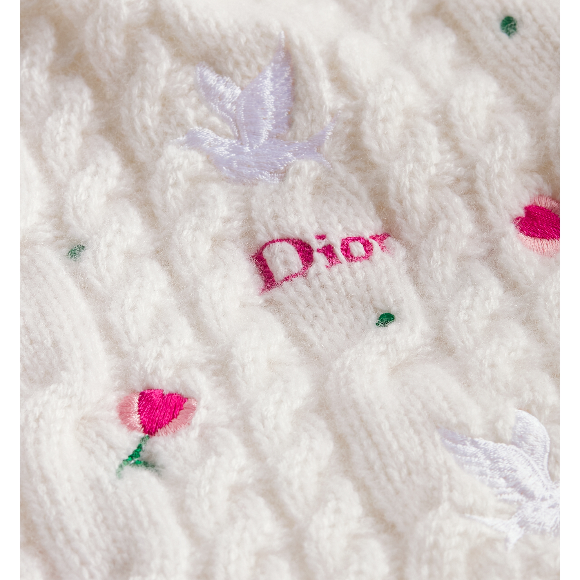 Dioramour Embroidered Short-Sleeved Sweater Ecru Cashmere Cable-Knit with Multicolor Doves & Roses Motif E09