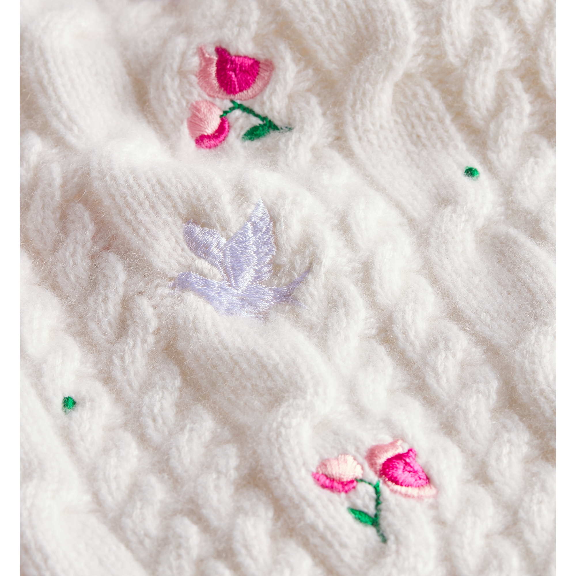 Dioramour Embroidered Short-Sleeved Sweater Ecru Cashmere Cable-Knit with Multicolor Doves & Roses Motif E10