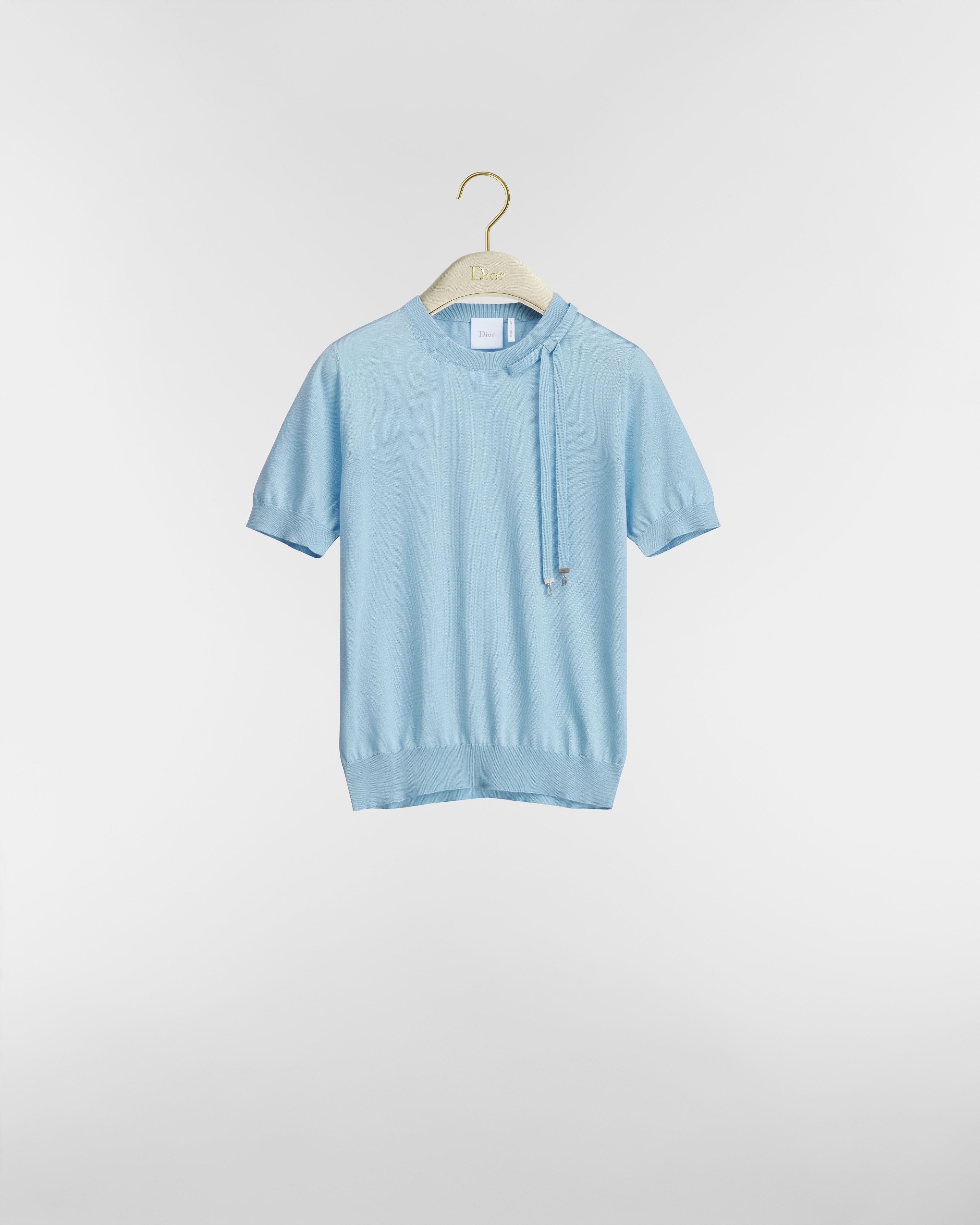 Maglione aderente a maniche corte Maglia di seta celeste E01