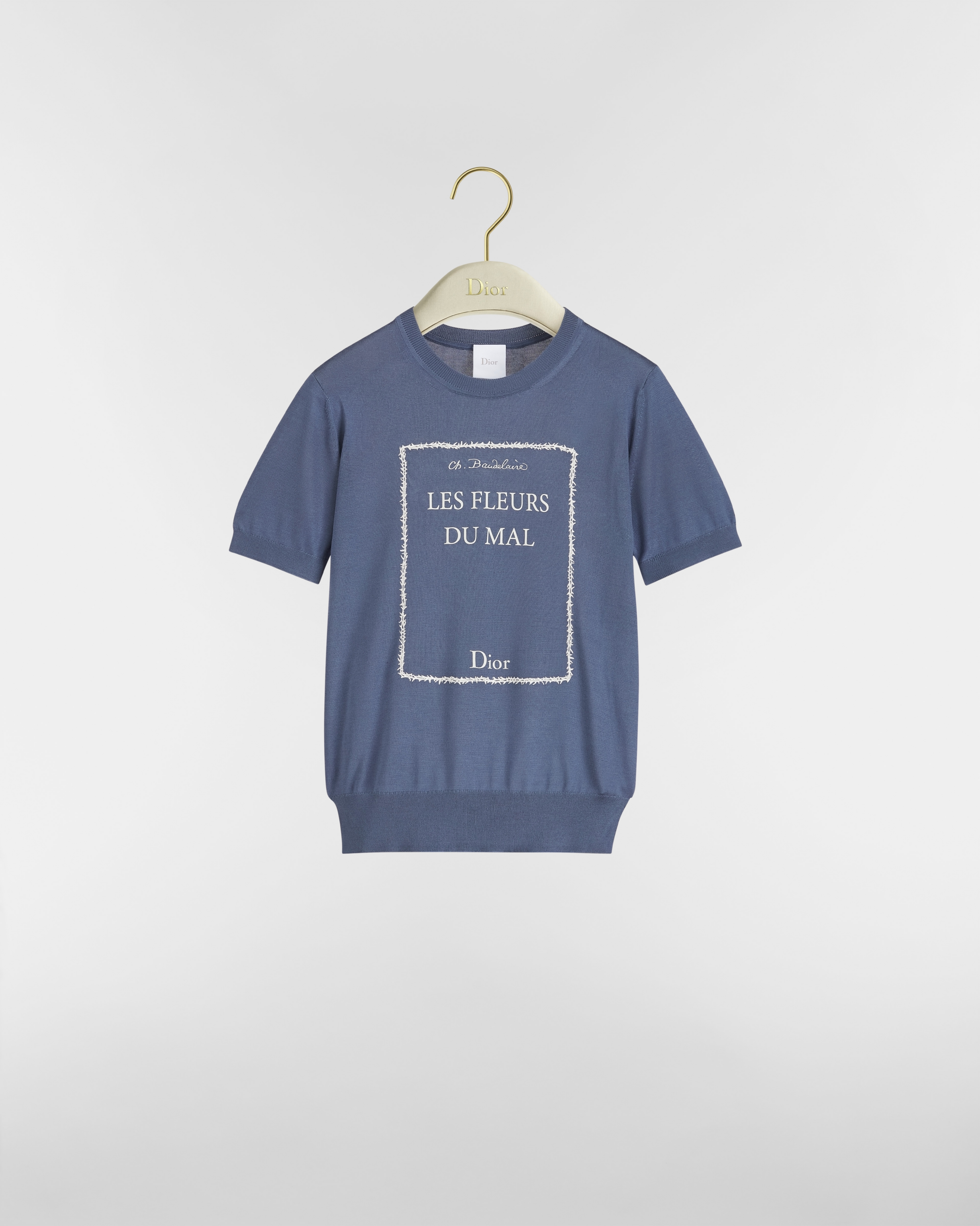 Book Cover Short-Sleeved Fitted Sweater