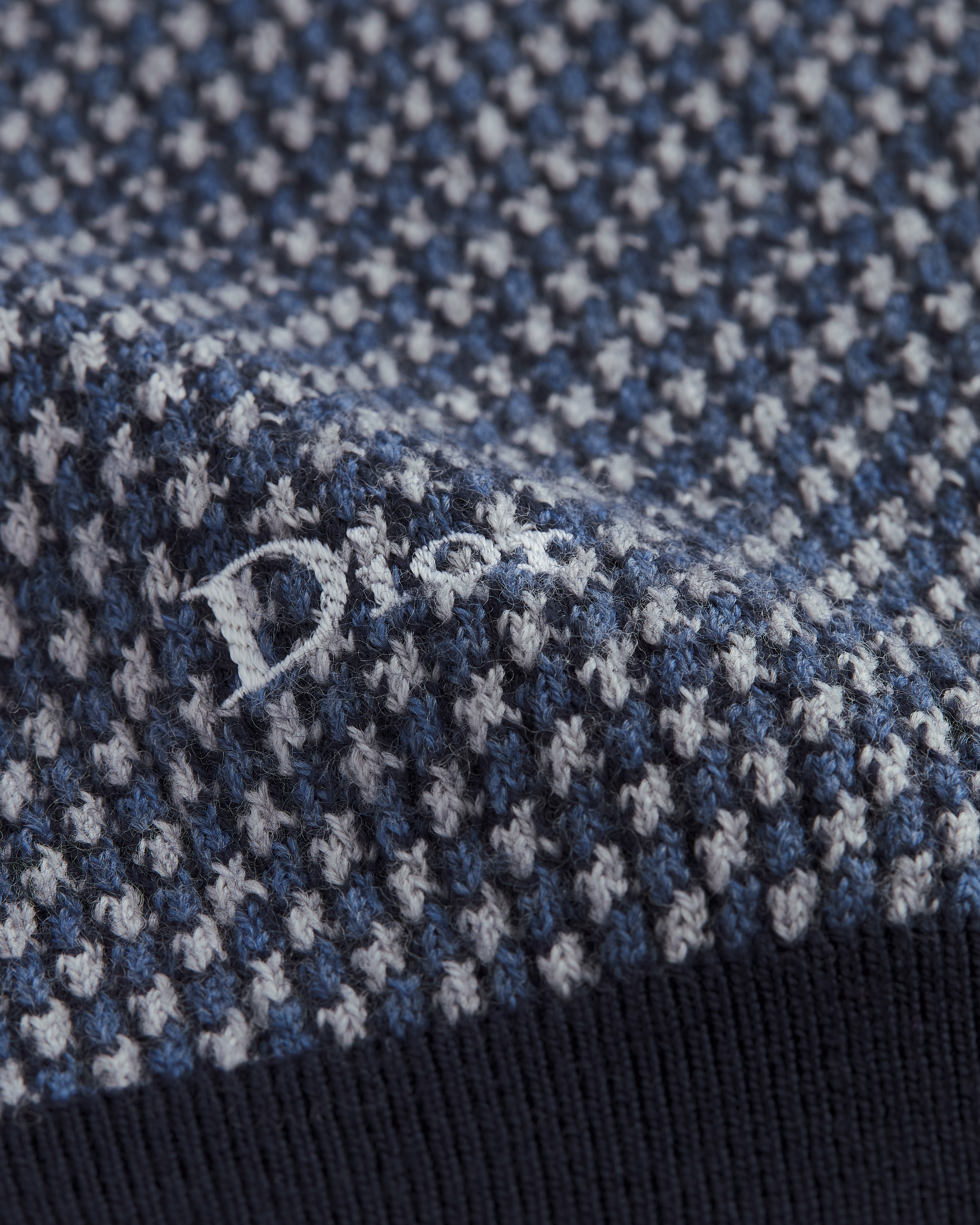 Maglione a maniche corte Jacquard di lana blu navy e bianco E09