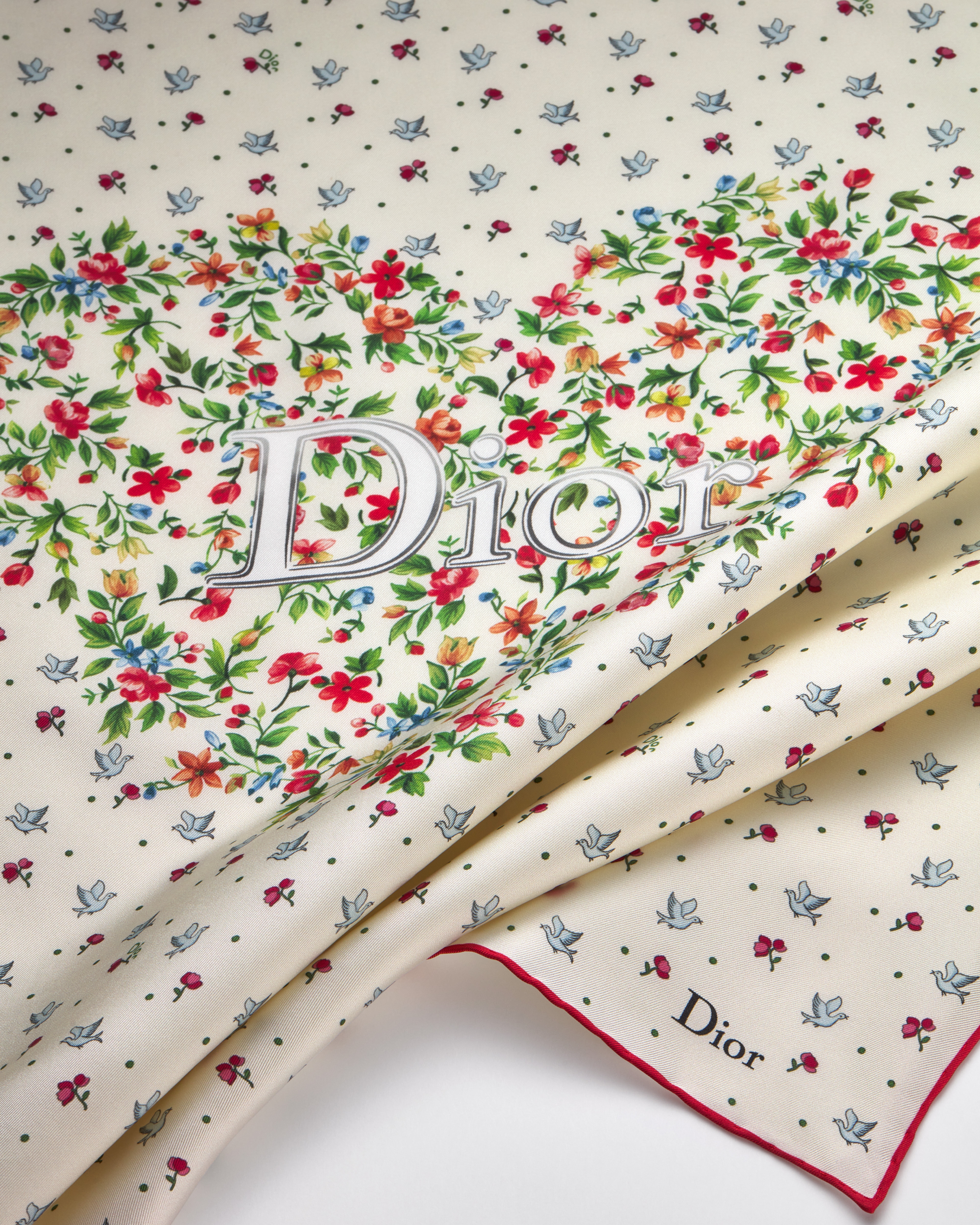 Dioramour Doves & Roses 70 Square Scarf Multicolor Silk Twill E09