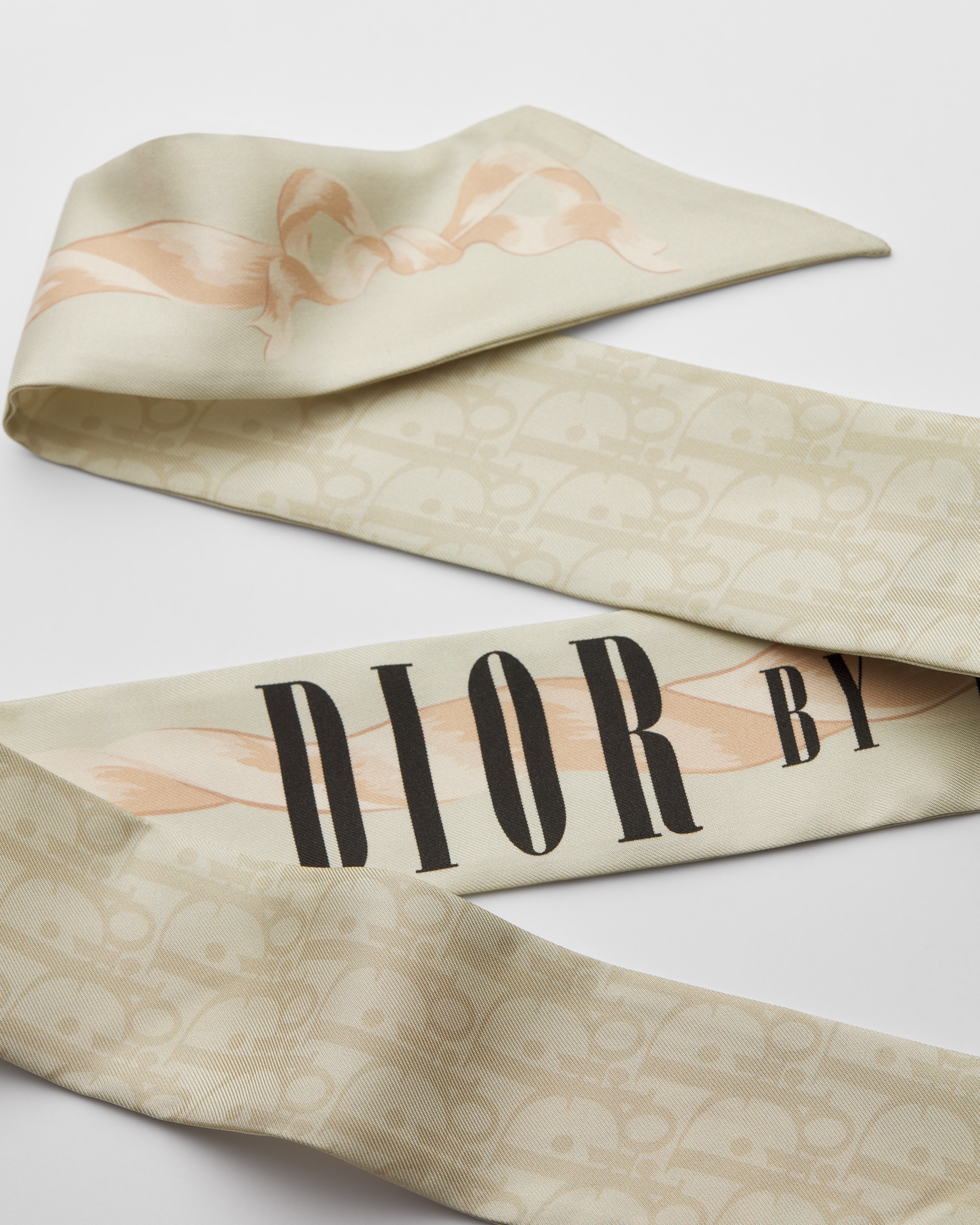 Book Cover Mitzah-Schal Seidentwill in Beige und Schwarz E10