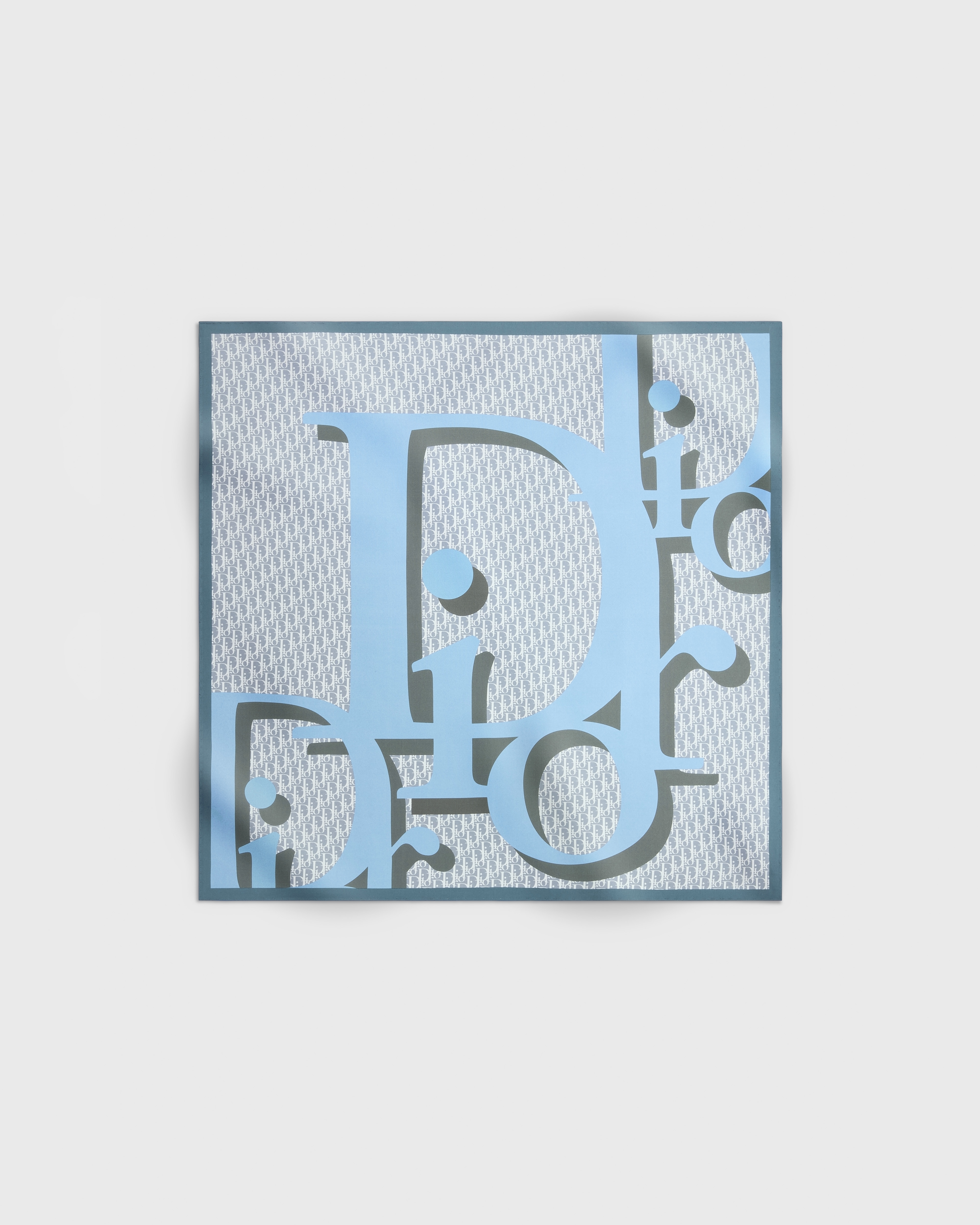 Quadratisches Dior Infini 70 Tuch Seidentwill in Blau E01