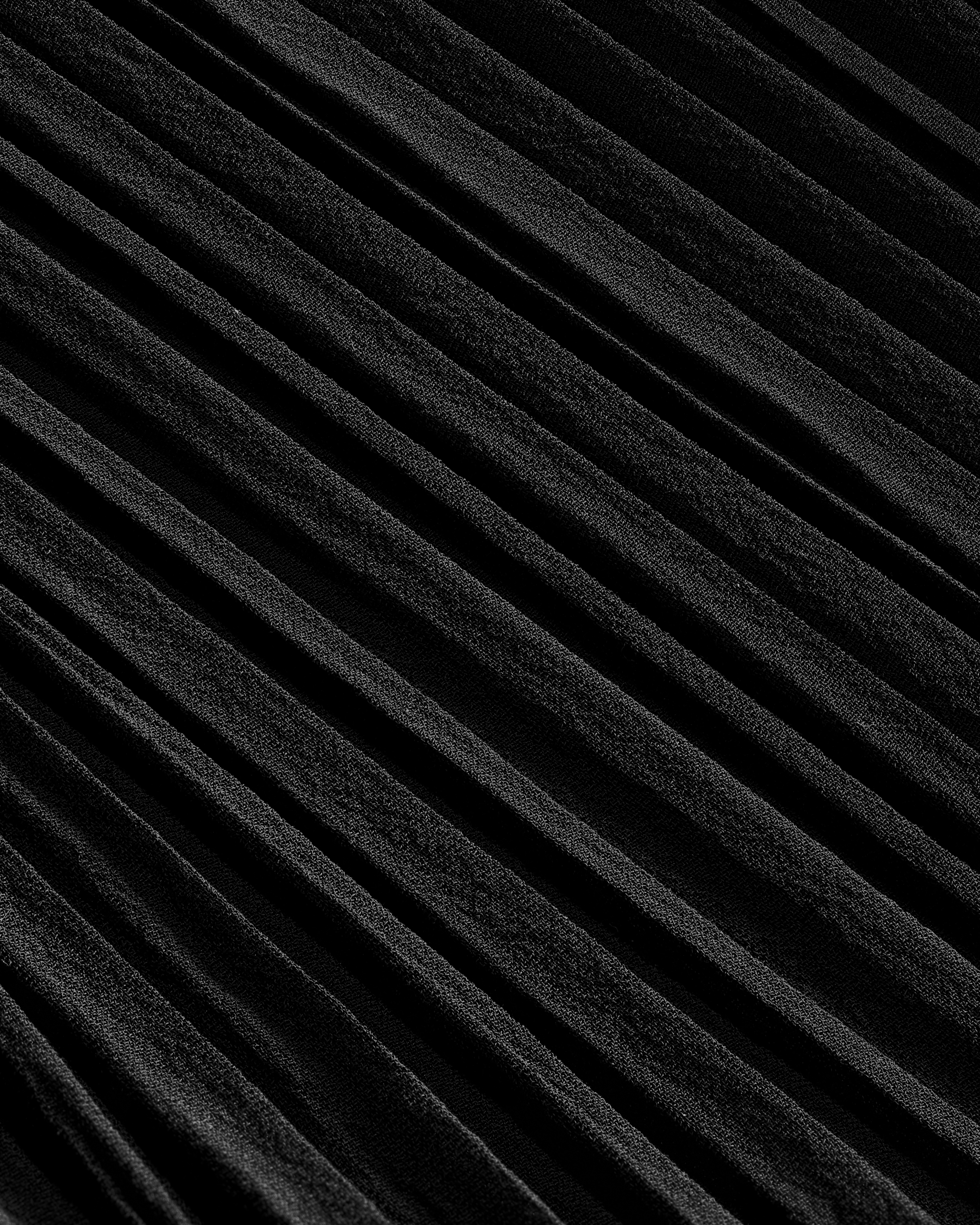 Pleated Skirt with Bow