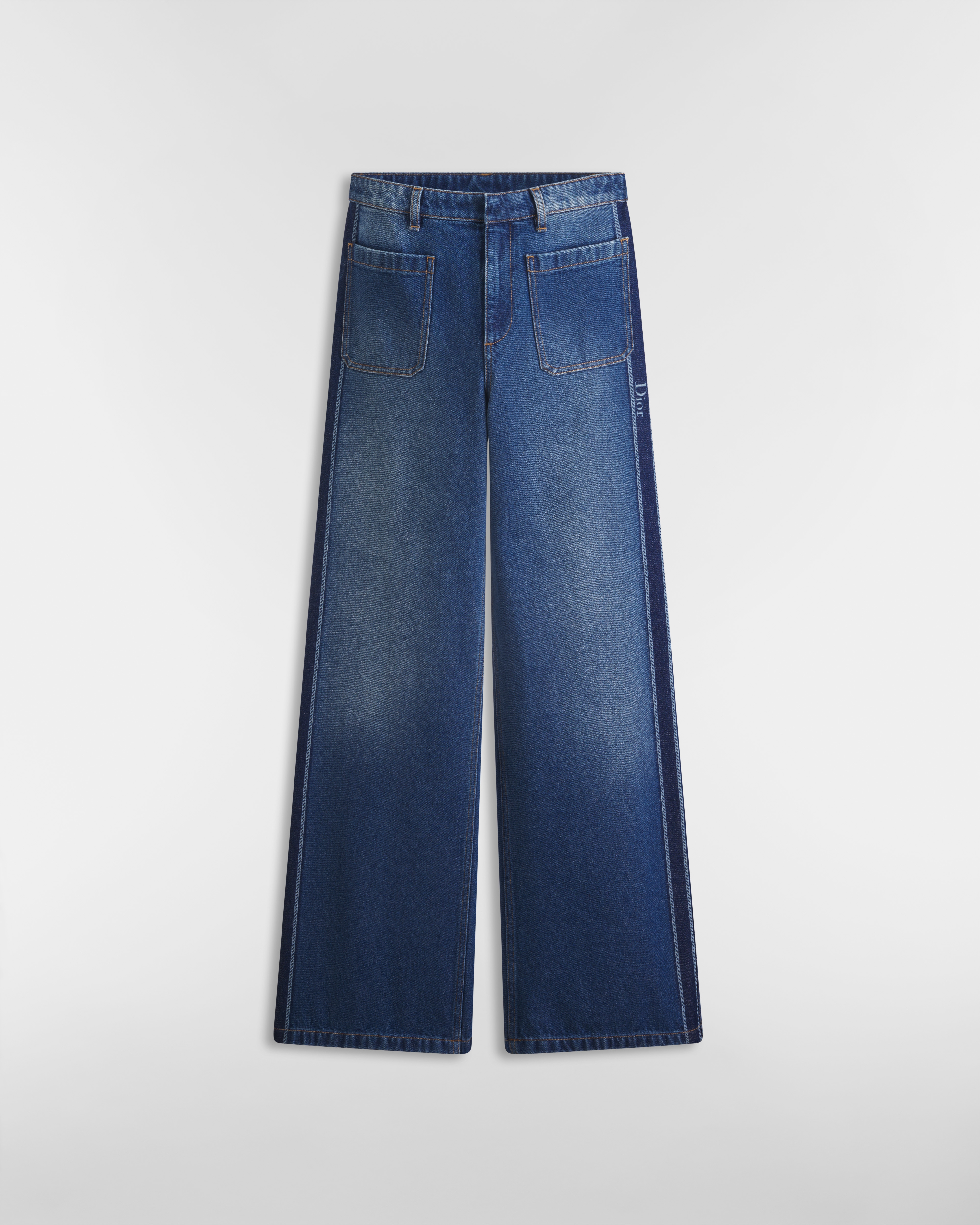 Jeans svasati a vita alta