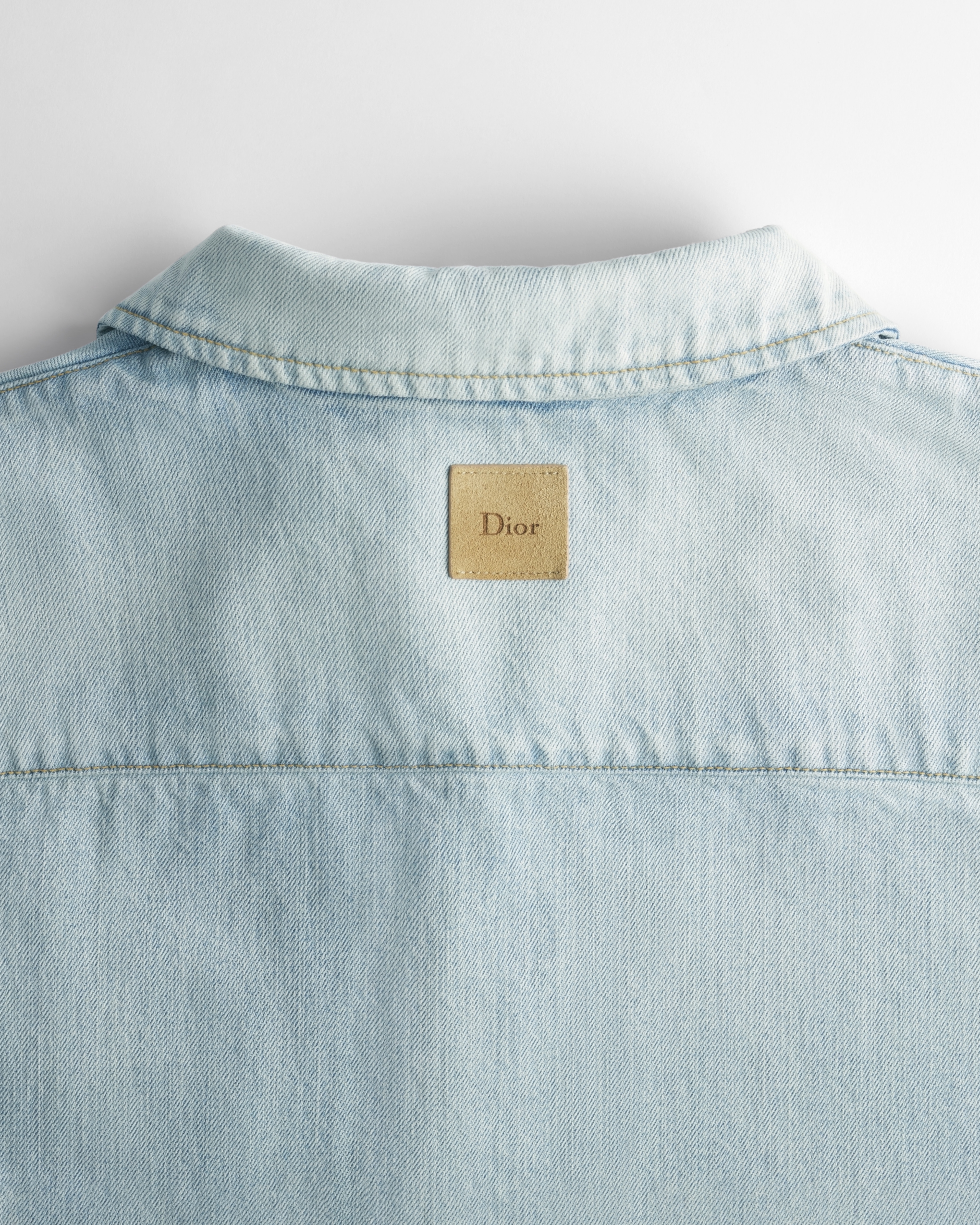 Dior Médaillon Short-Sleeved Shirt, Comfortable Fit