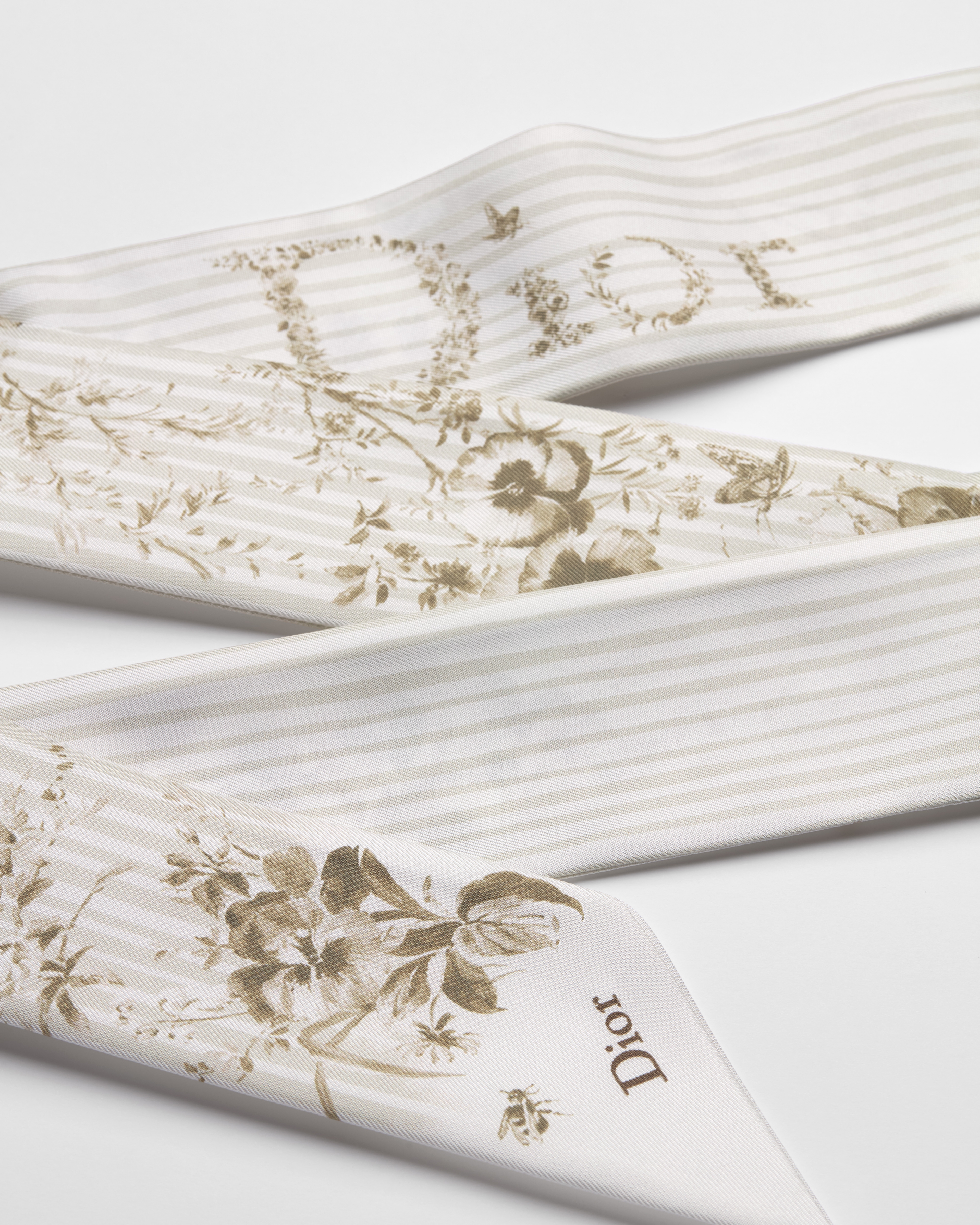 Dioriviera Toile de Jouy Floral Garden Mitzah Scarf