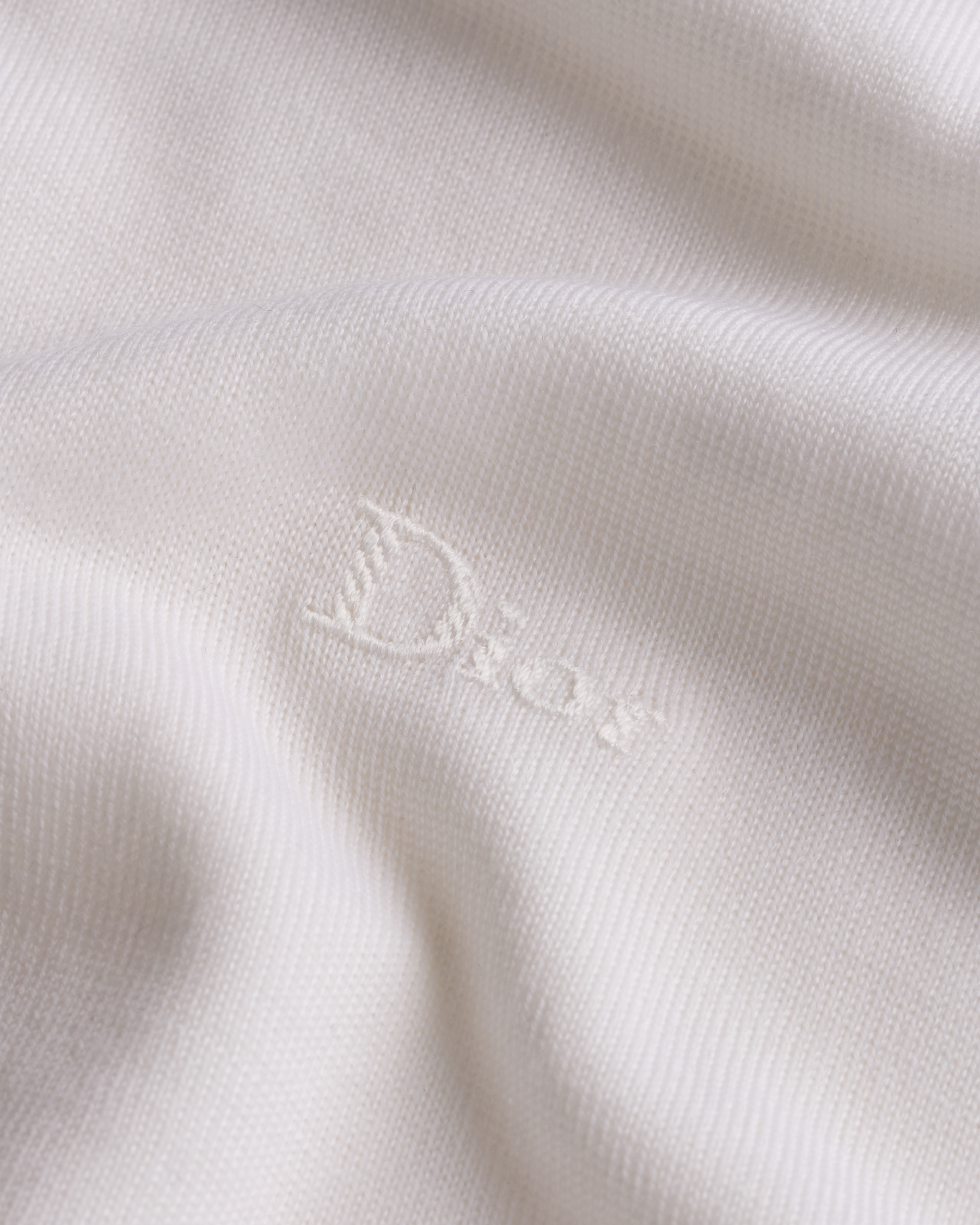 Sweater with Ruffled Collar