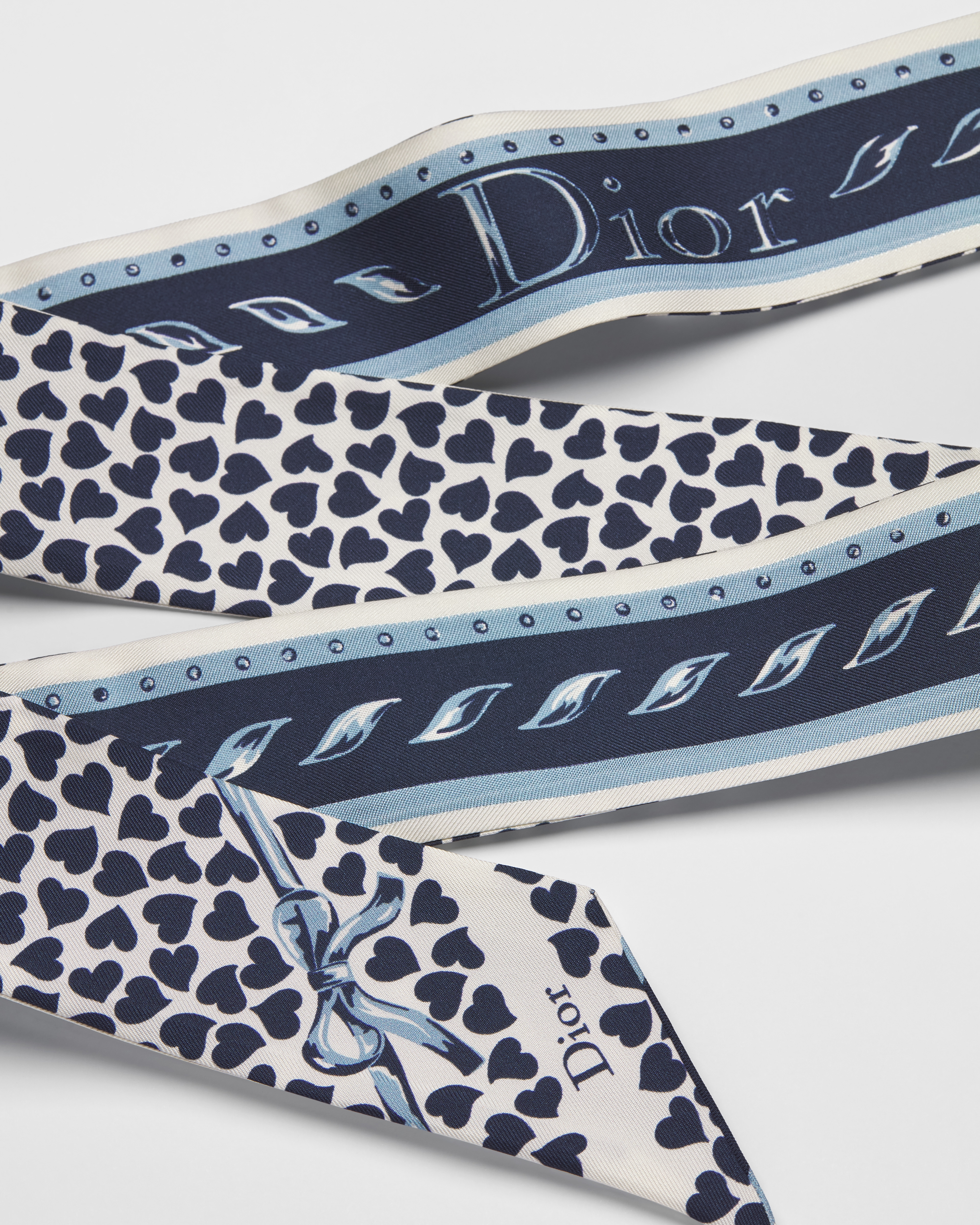 Dior Qixi Dior Heart Mitzah Scarf White and Navy Blue Silk Twill E10