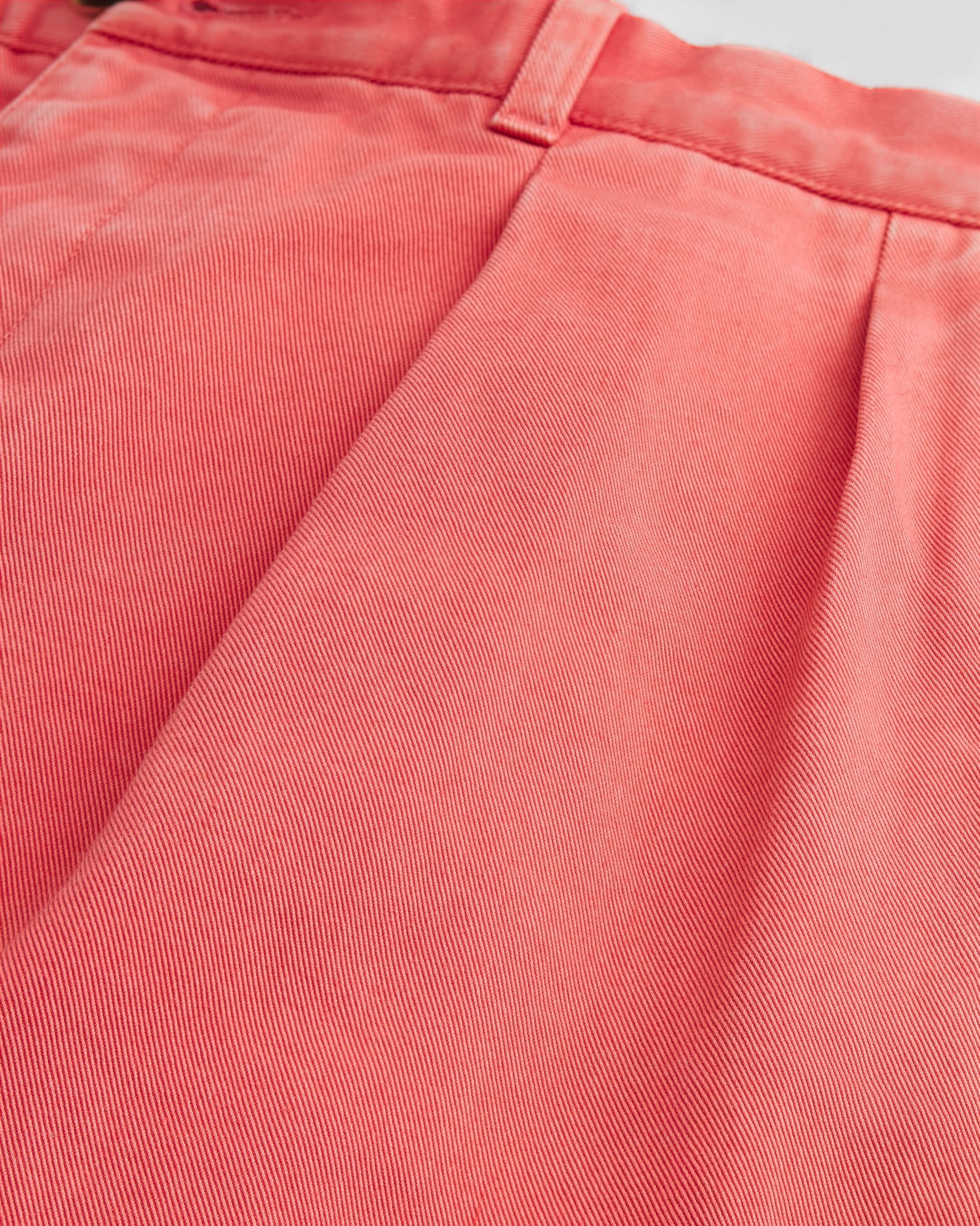 Pleated Chinos Red Cotton Twill E09