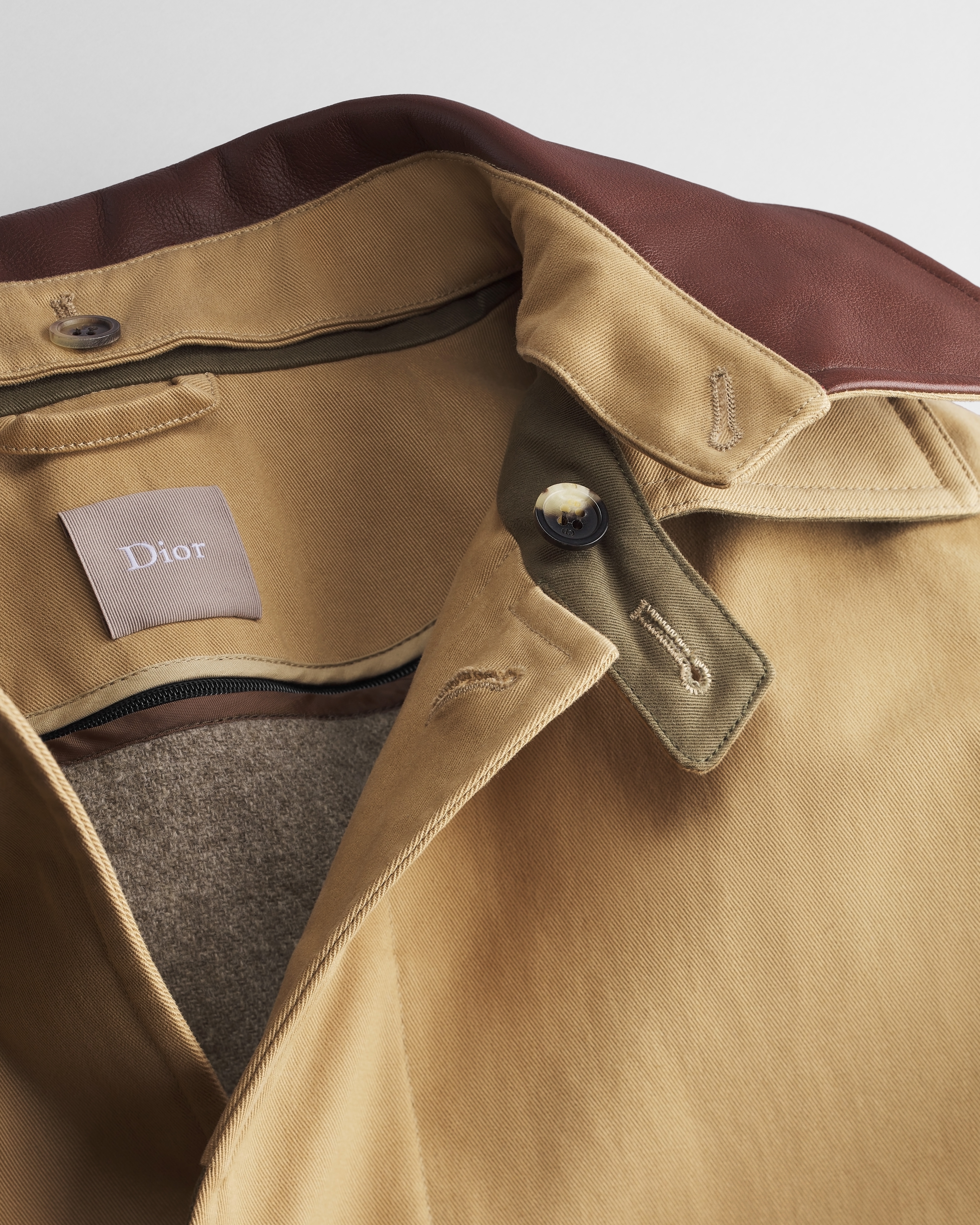 Dior 刺繡經典大衣 米色棉質斜紋布 E12