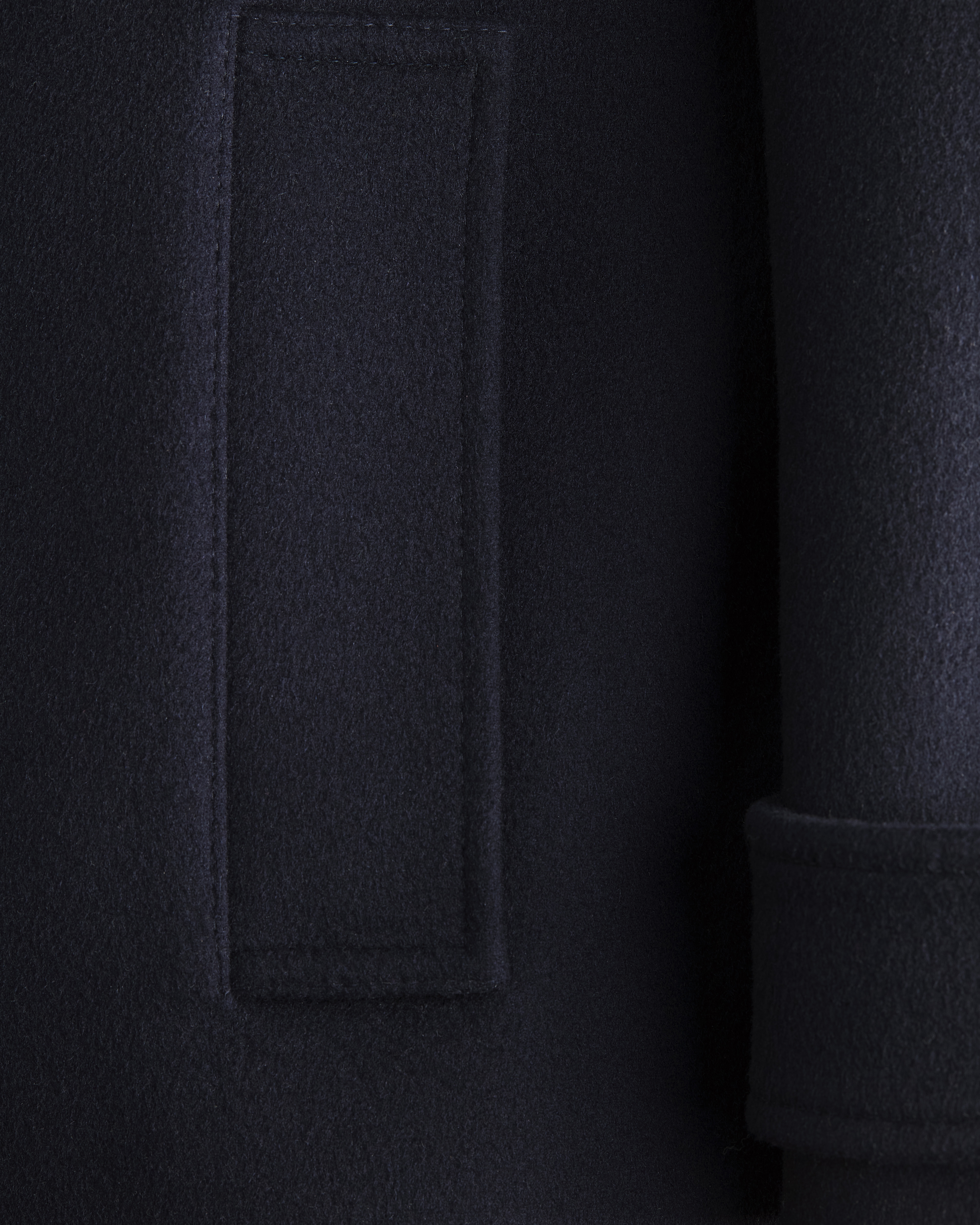 Caban à boutons dorés Drap de laine vierge et cachemire bleu marine E10