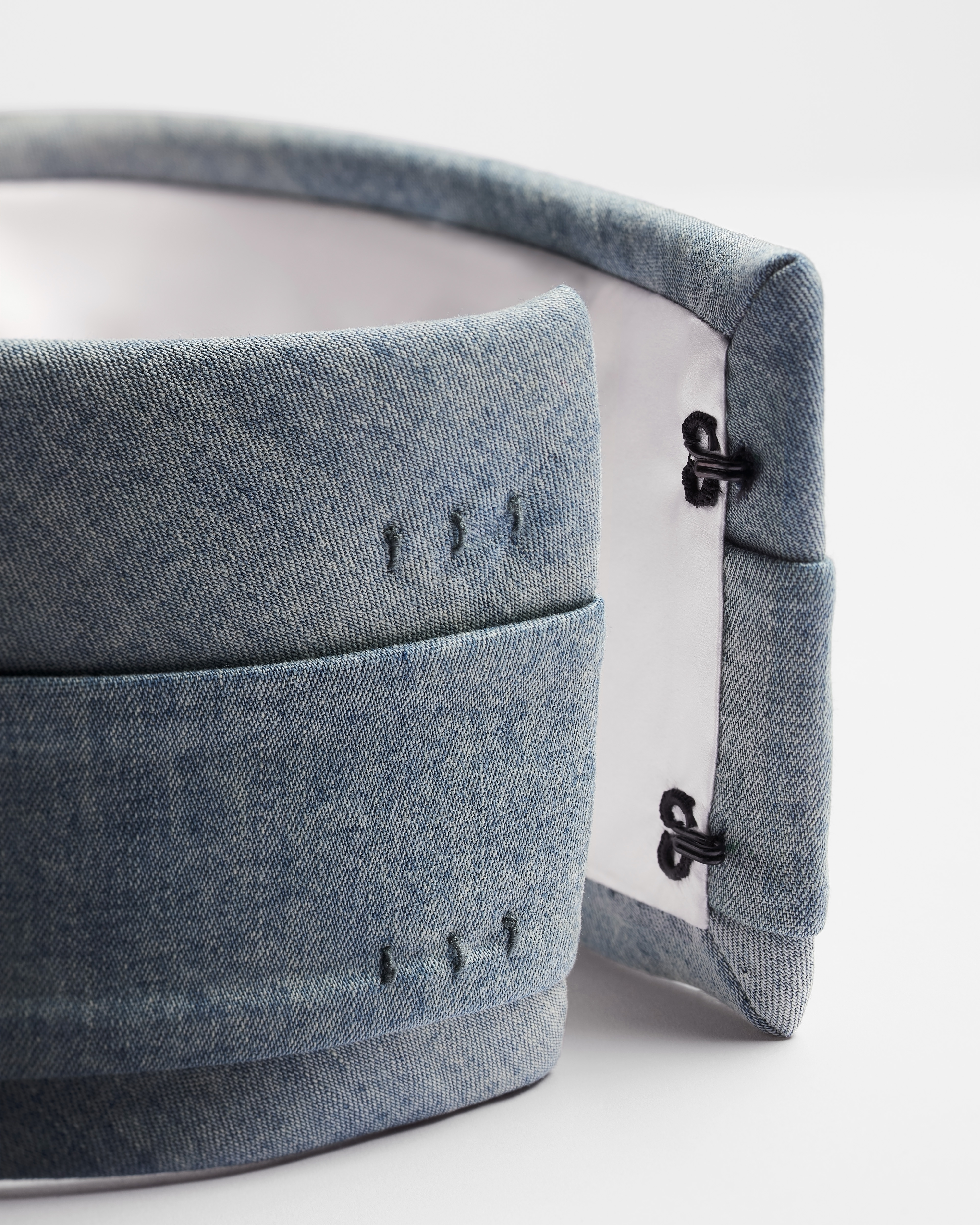 Neckband Blue Stonewashed Cotton Denim E10