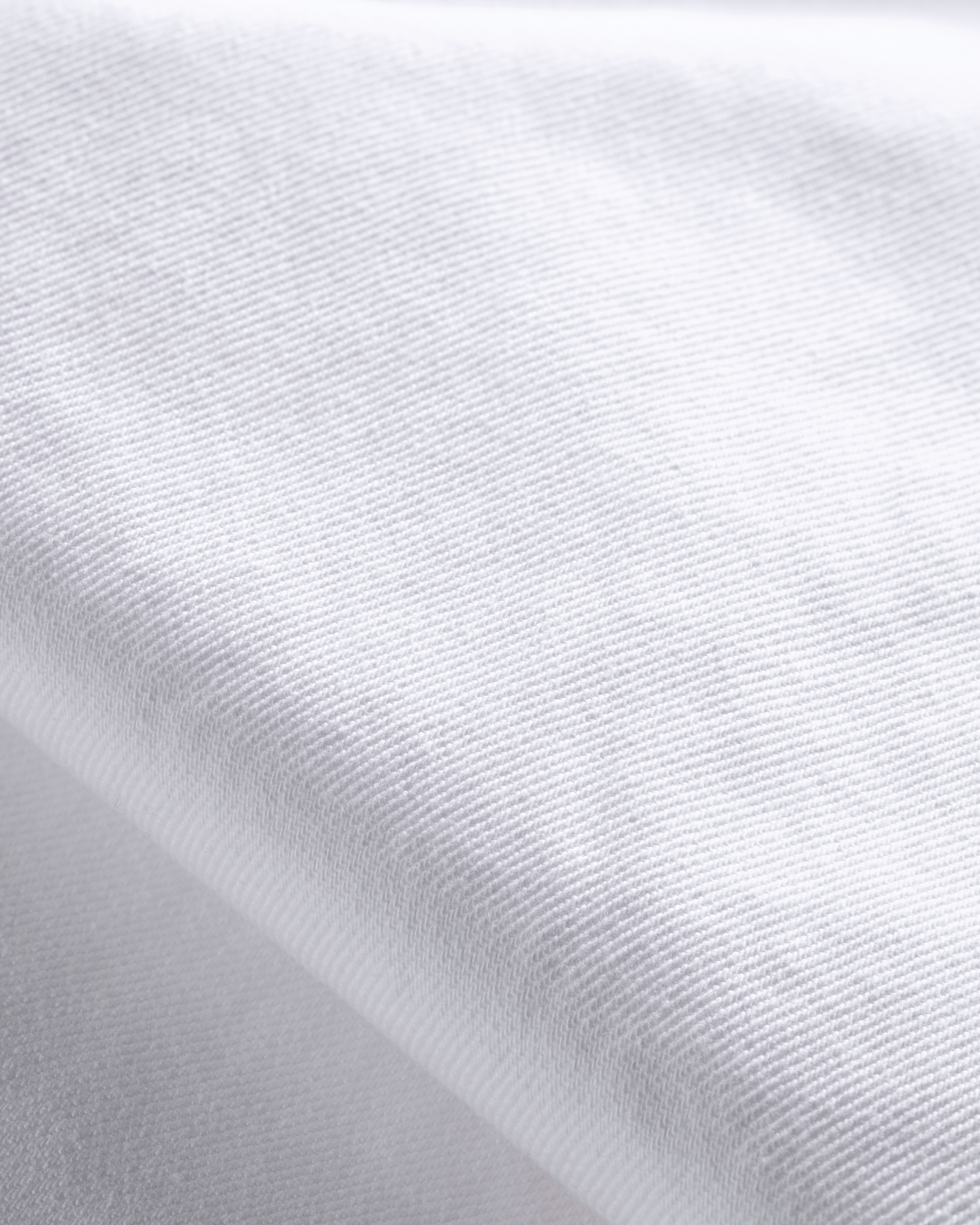 Jean bootcut Sergé de coton blanc E09